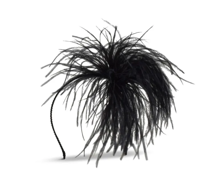 Gwynnie Band | Black sold by Gigi Burris