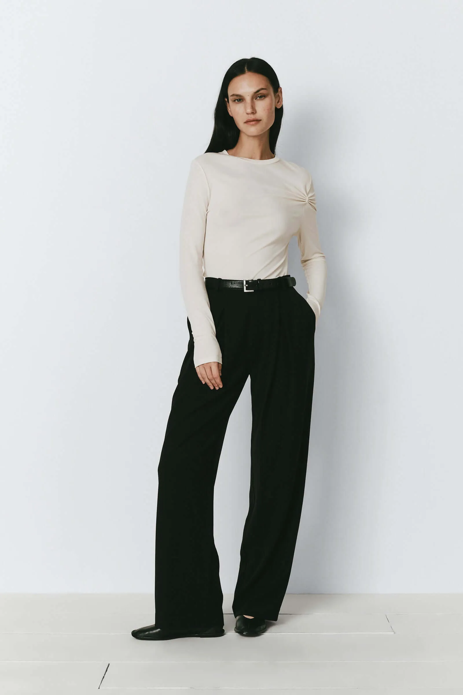 Drapé Pleated Pant sold by Rue Sophie product image thumbnail 2