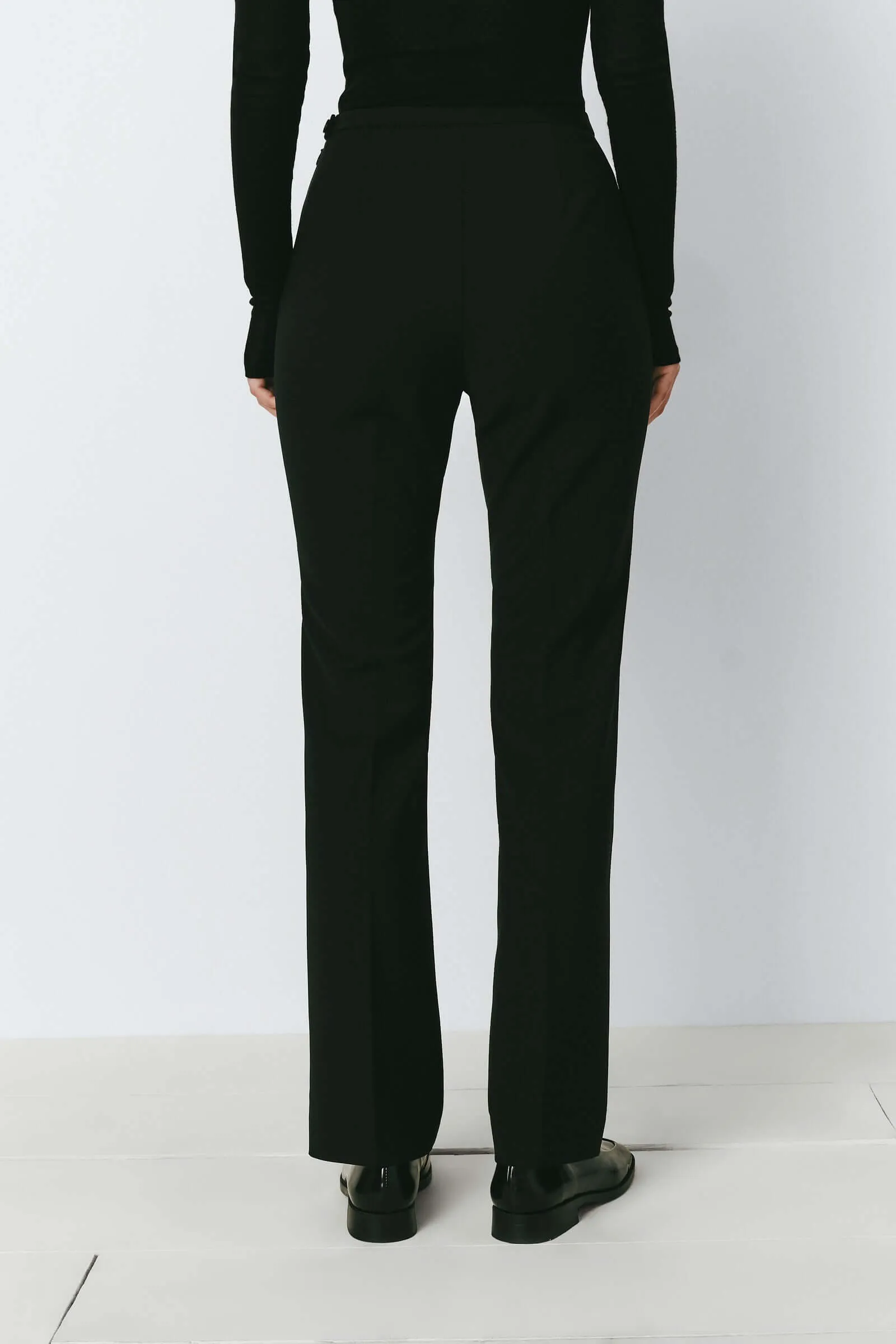 Matthieu Slim Pant sold by Rue Sophie product image thumbnail 4