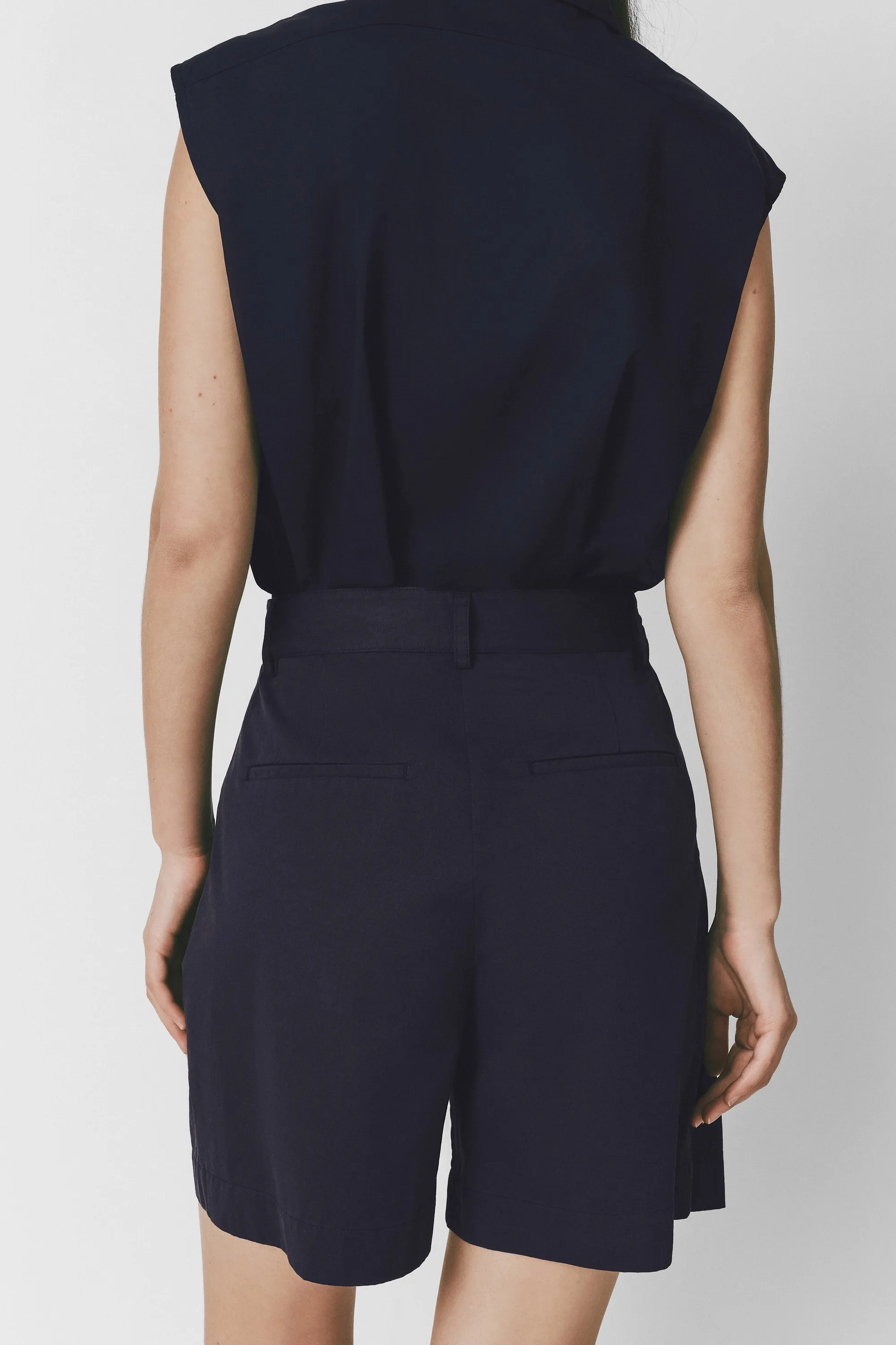 Antibes Short sold by Rue Sophie product image thumbnail 2