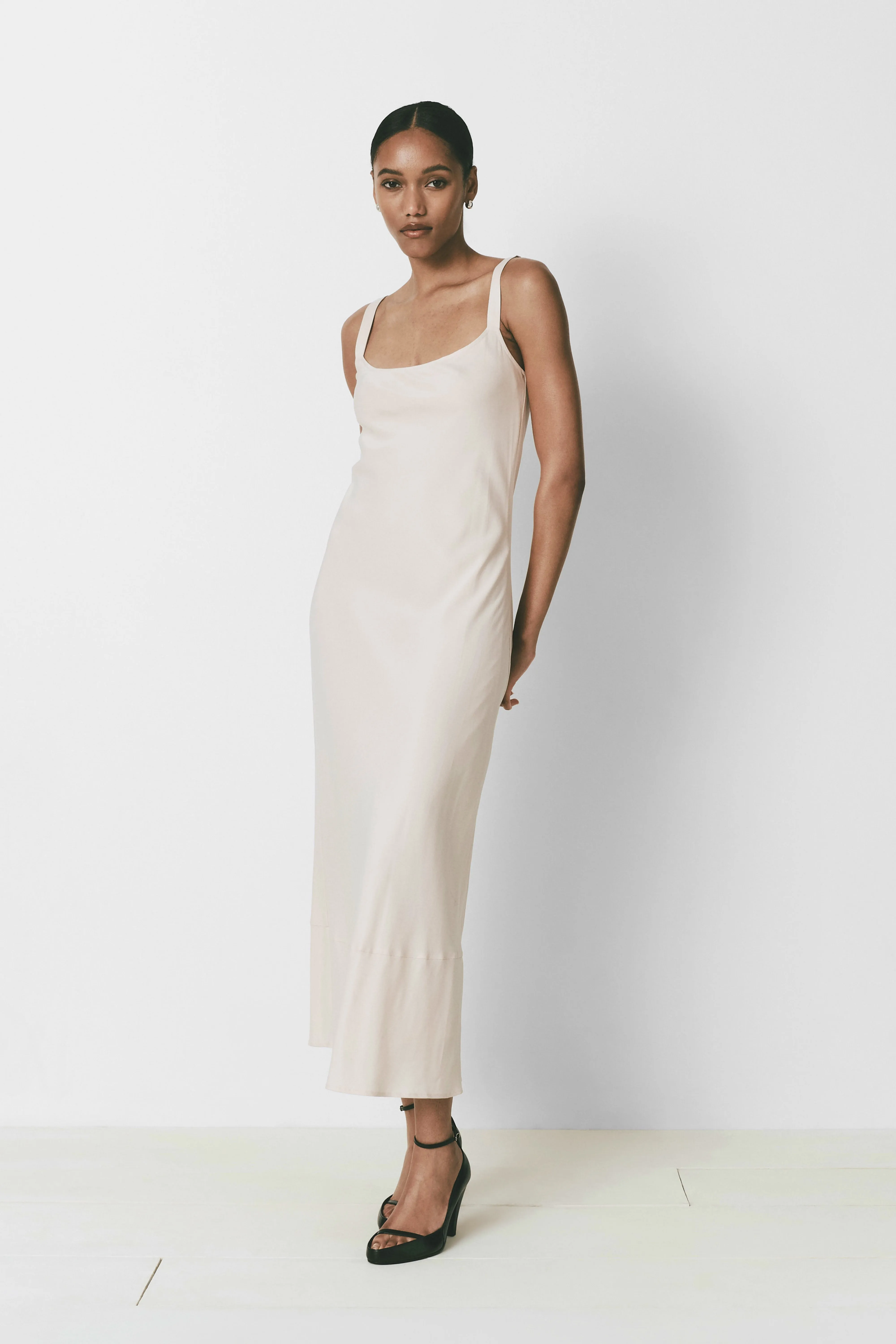 Arles Dress sold by Rue Sophie product image thumbnail 3