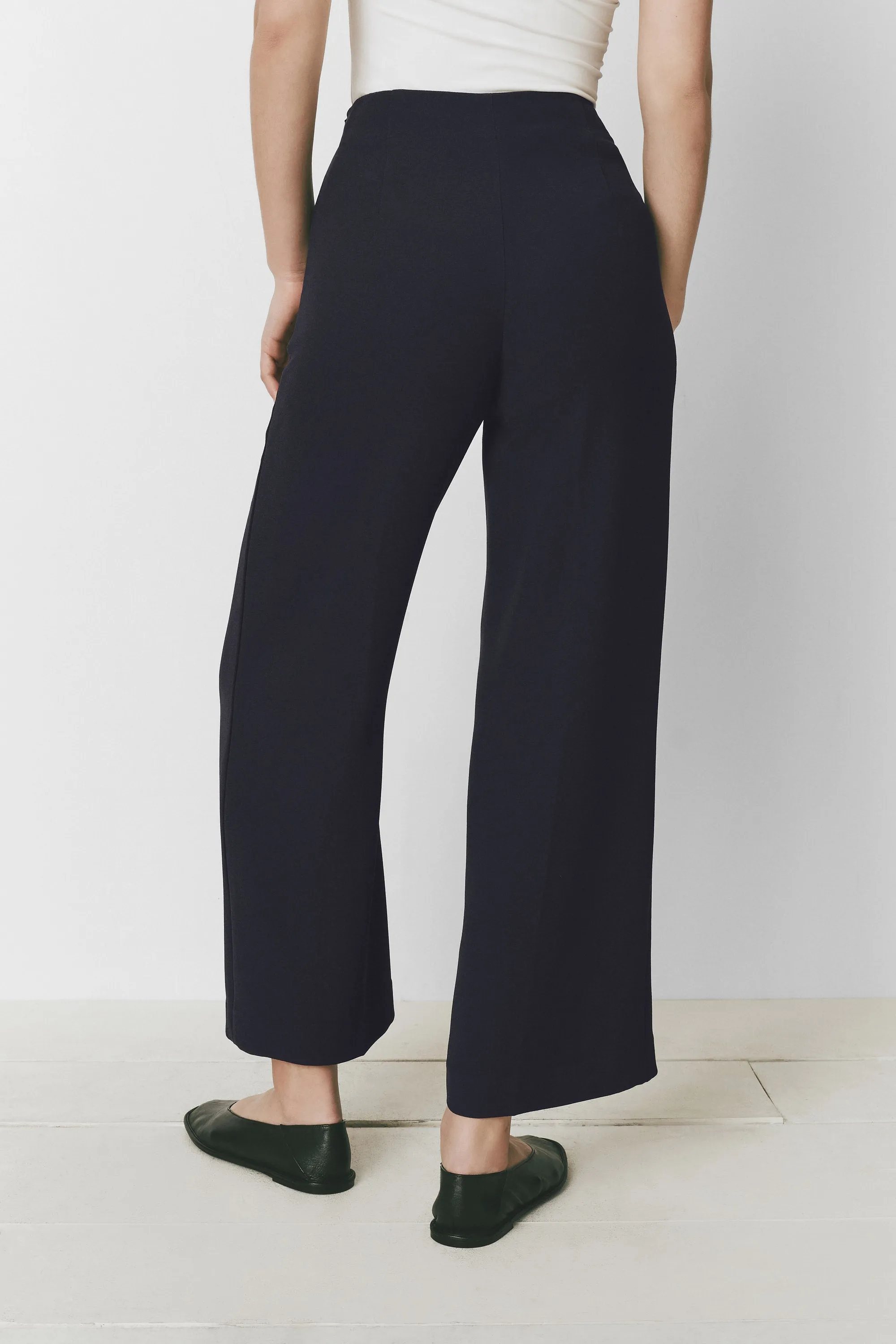 Gordes Pant sold by Rue Sophie product image thumbnail 2