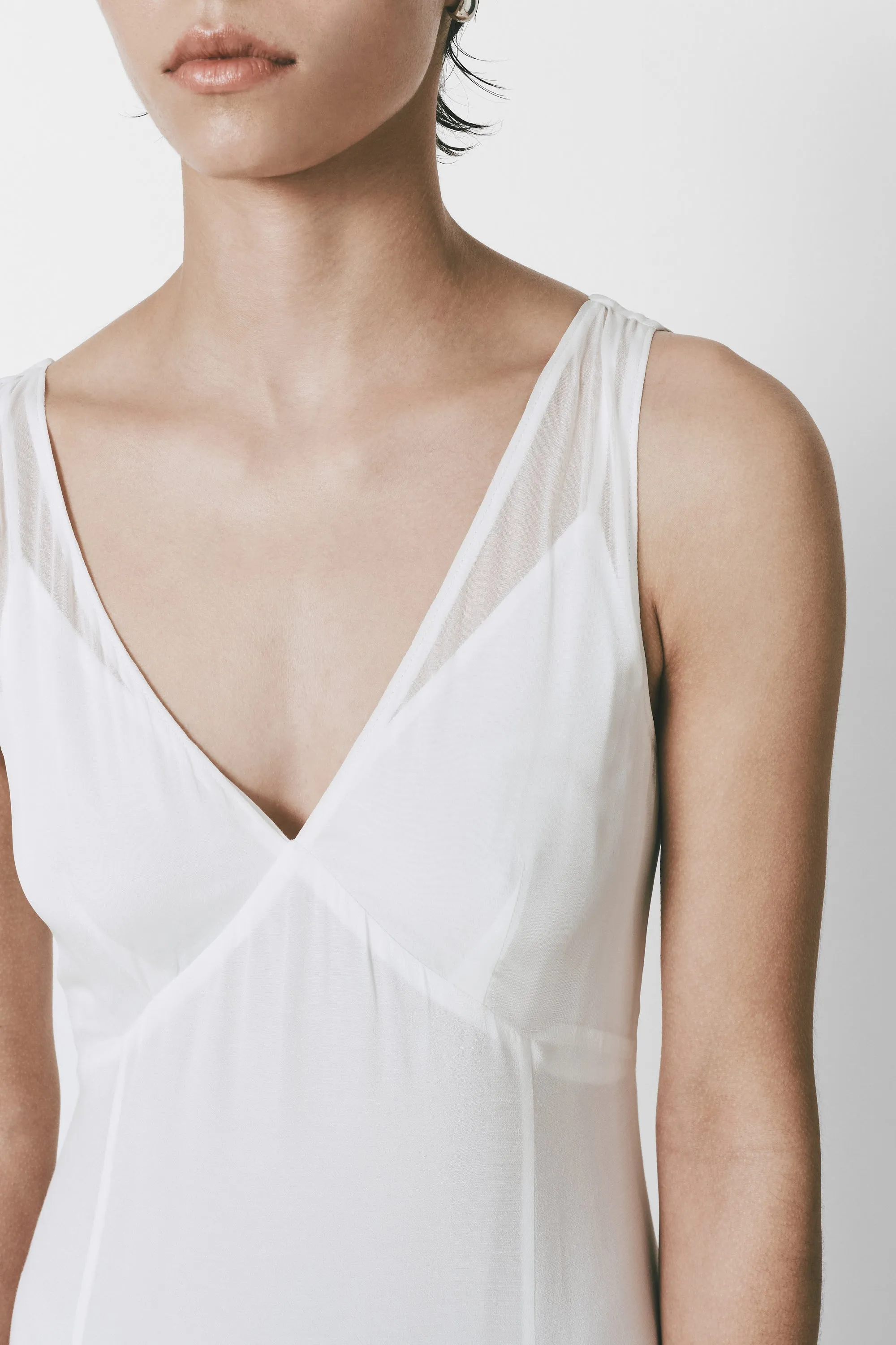 Narbonne Dress sold by Rue Sophie product image thumbnail 4