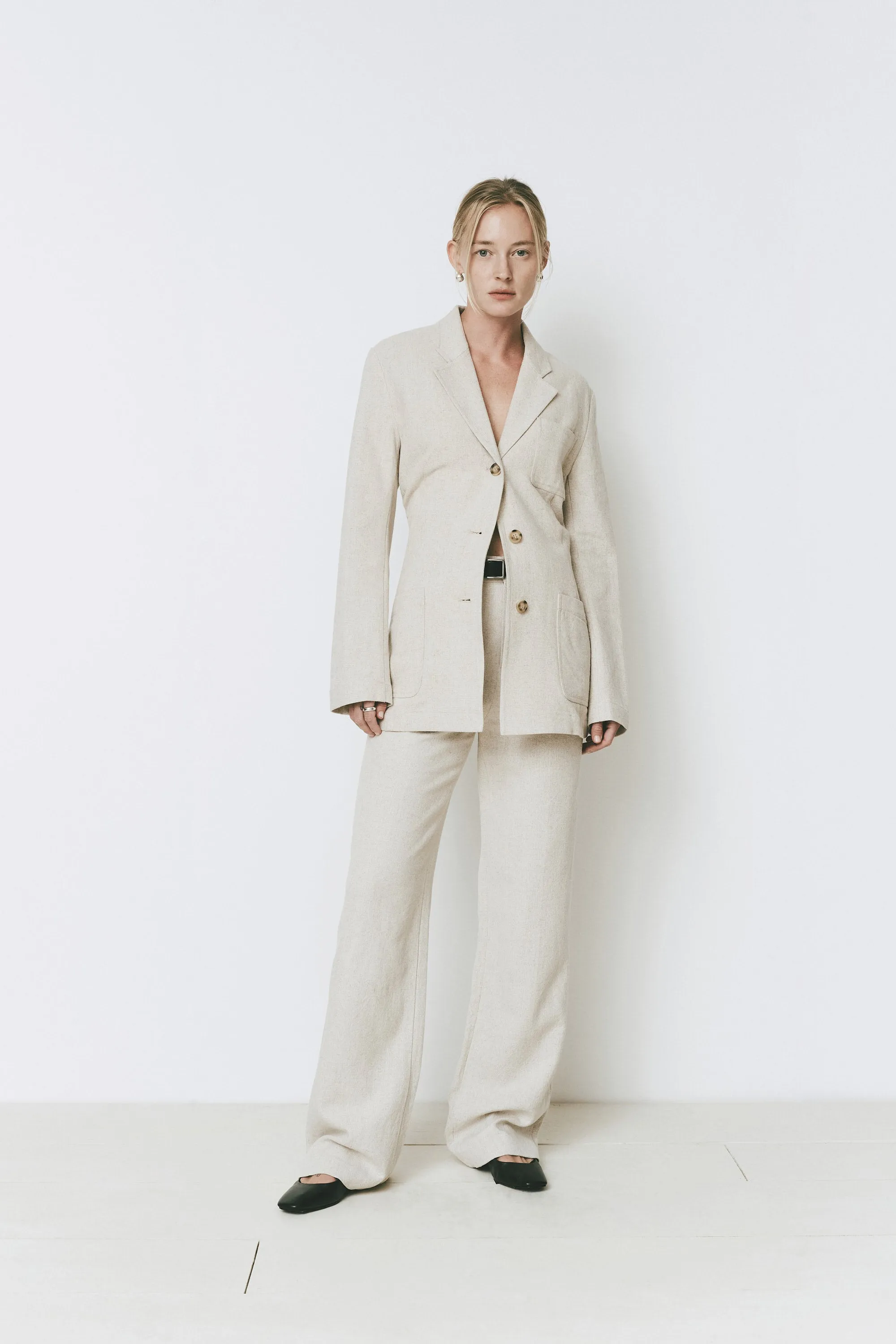 Camilla Linen Blazer sold by Rue Sophie product image thumbnail 4