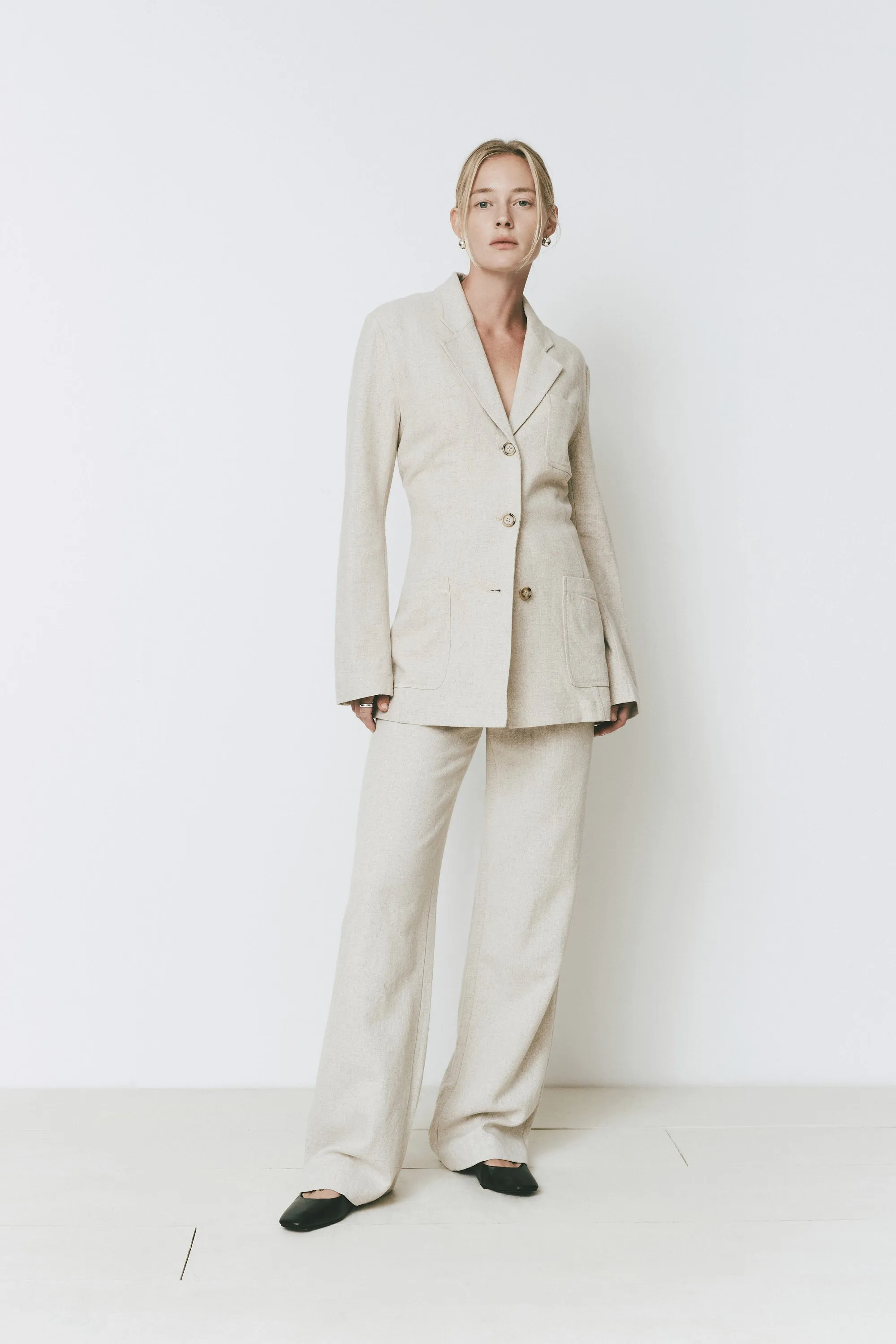 Camilla Linen Blazer sold by Rue Sophie product image thumbnail 5