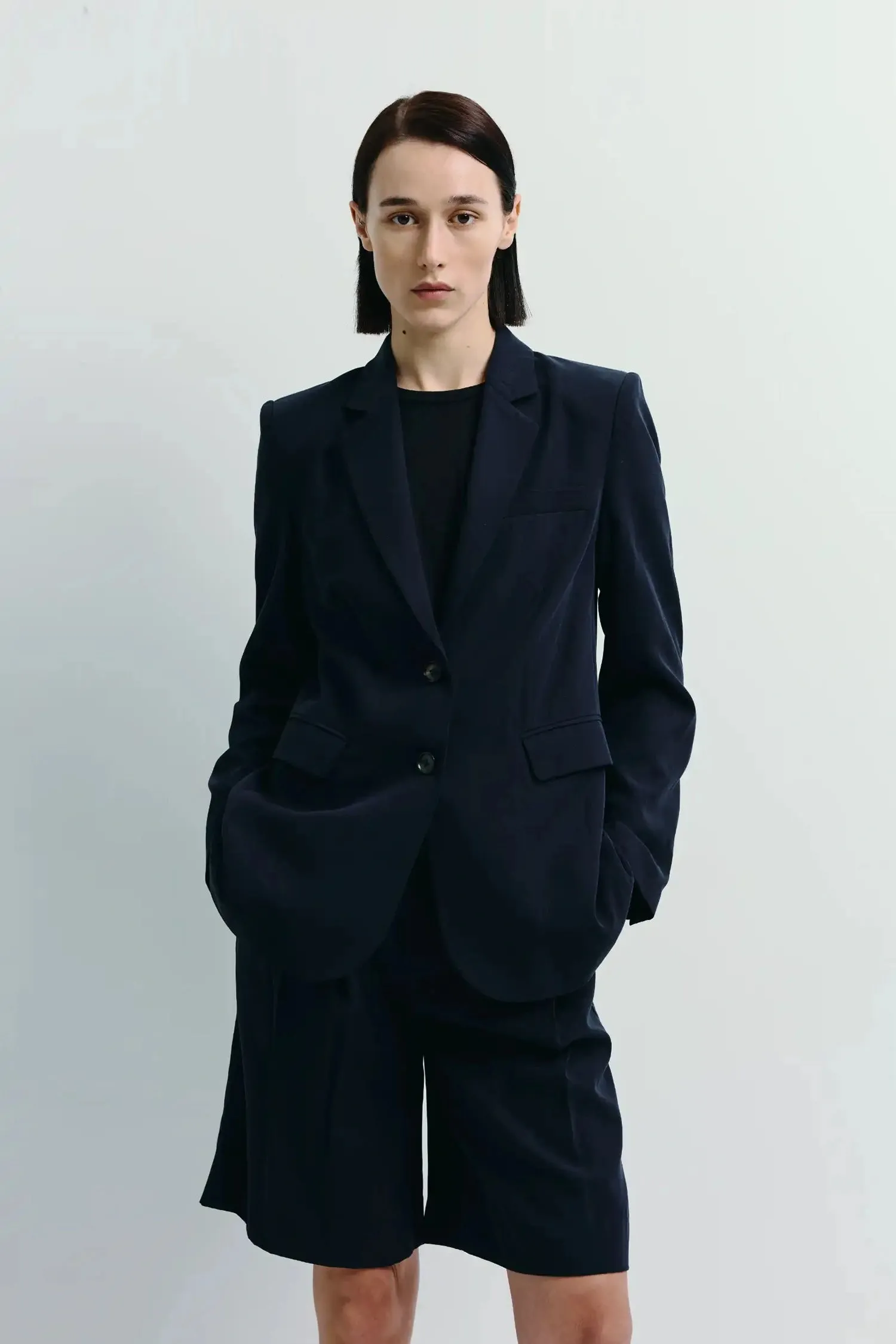 École Linen Blazer sold by Rue Sophie