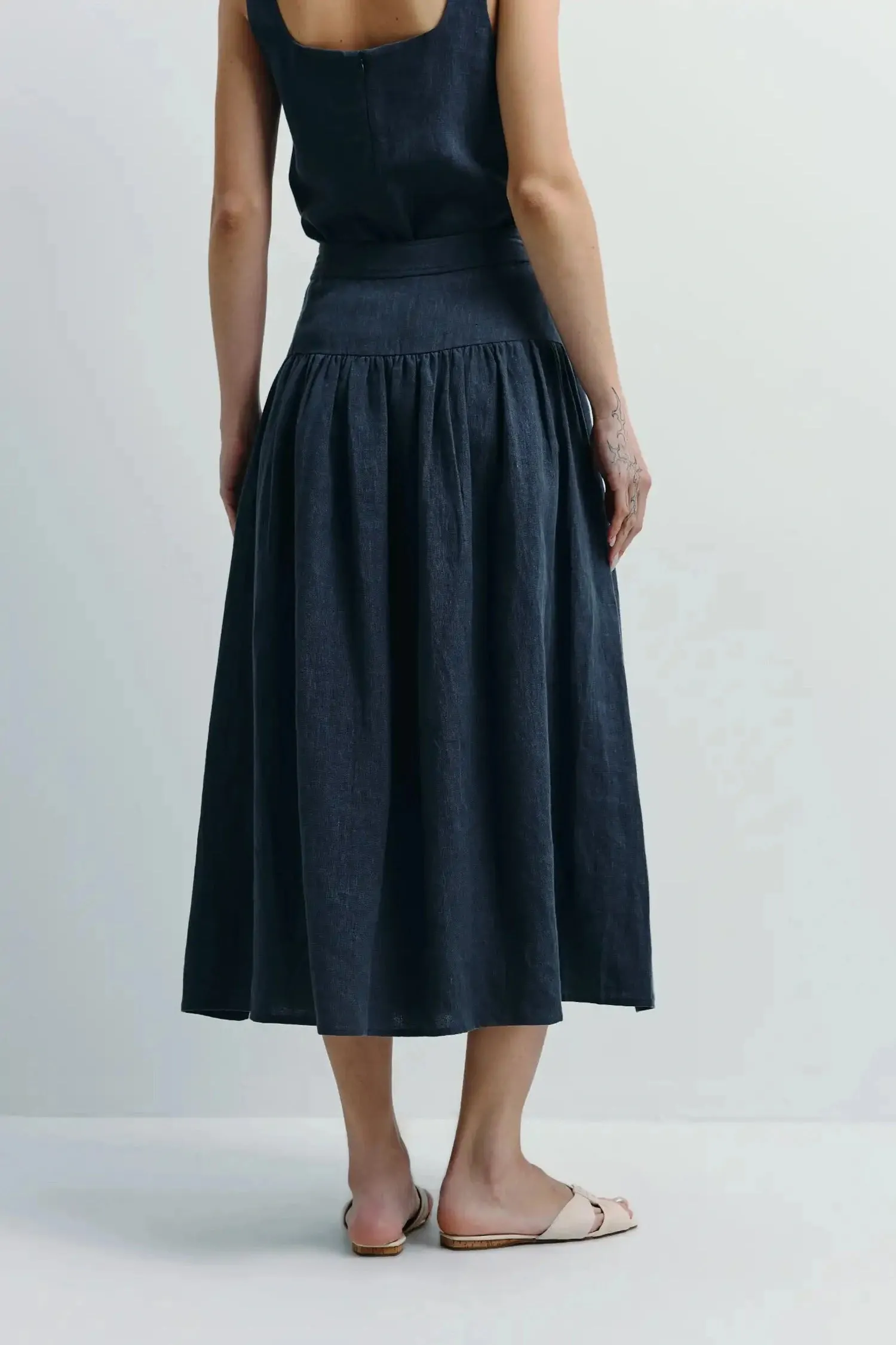 Glace Linen Midi Skirt sold by Rue Sophie product image thumbnail 5