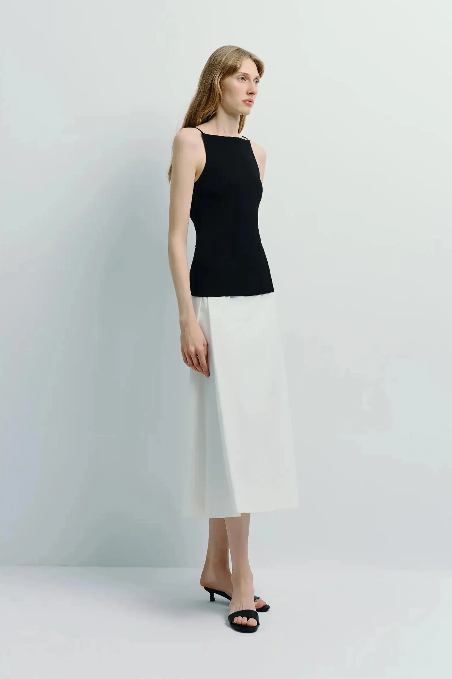 Orléans Pocket Pleat Skirt sold by Rue Sophie product image thumbnail 3