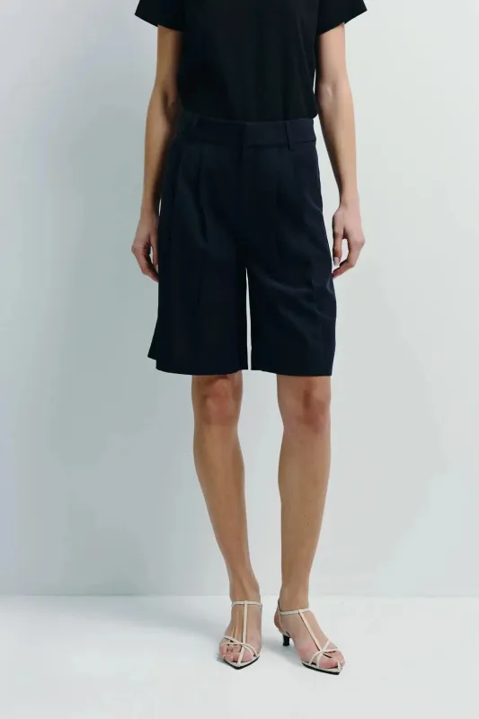 École Linen Bermuda Short sold by Rue Sophie