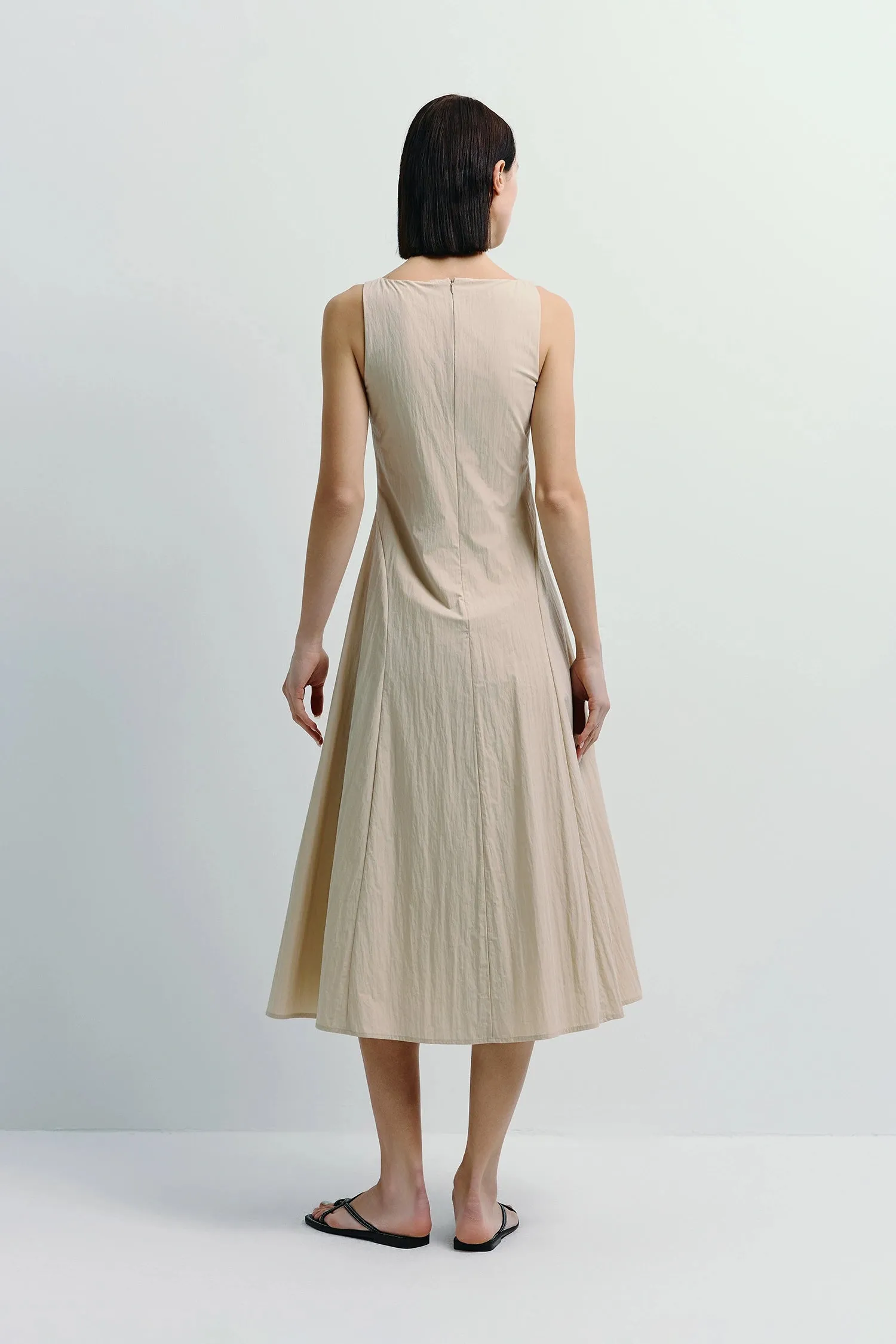 Carré High Square Neck Midi Dress sold by Rue Sophie product image thumbnail 5