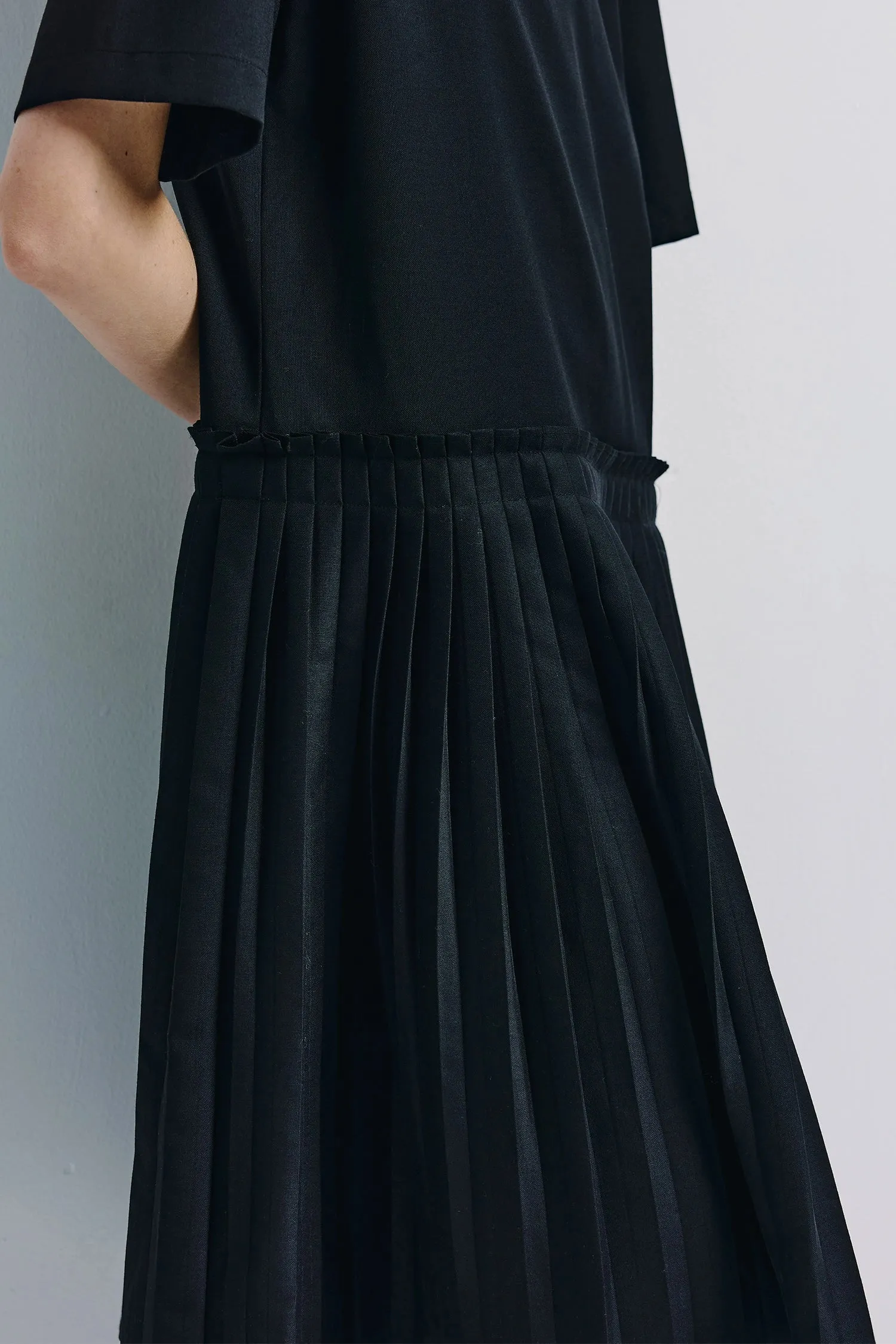 Lohan Pleated Skirt Dress sold by Rue Sophie product image thumbnail 4