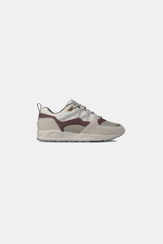 KARHU: FUSION 2.0 FOGGY DEW / MOONSCAPE sold by Edmmond Studios