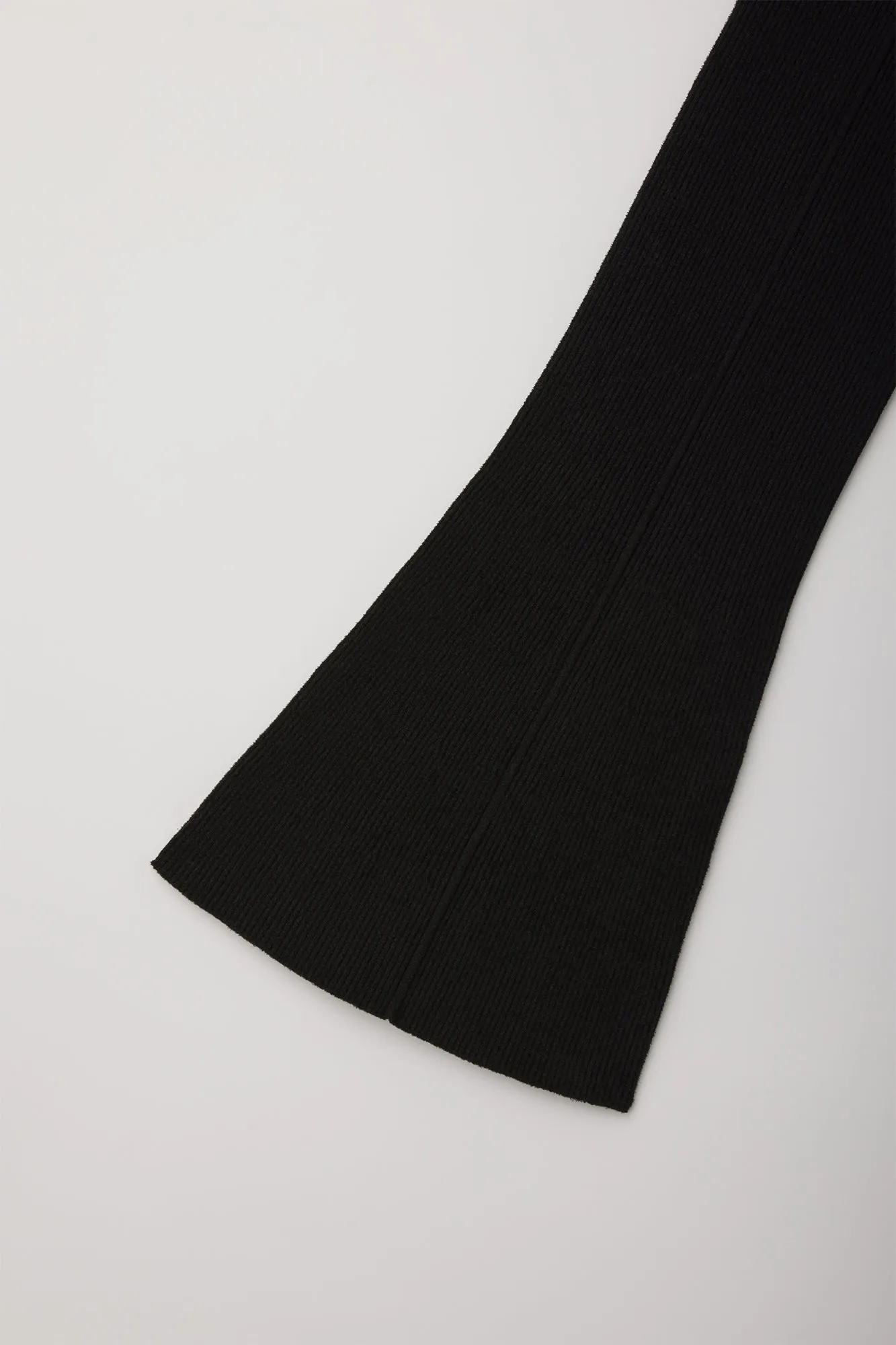 PORTRAIT VELVET TIGHT FLARE PANTS sold by CFCL Womens product image thumbnail 4