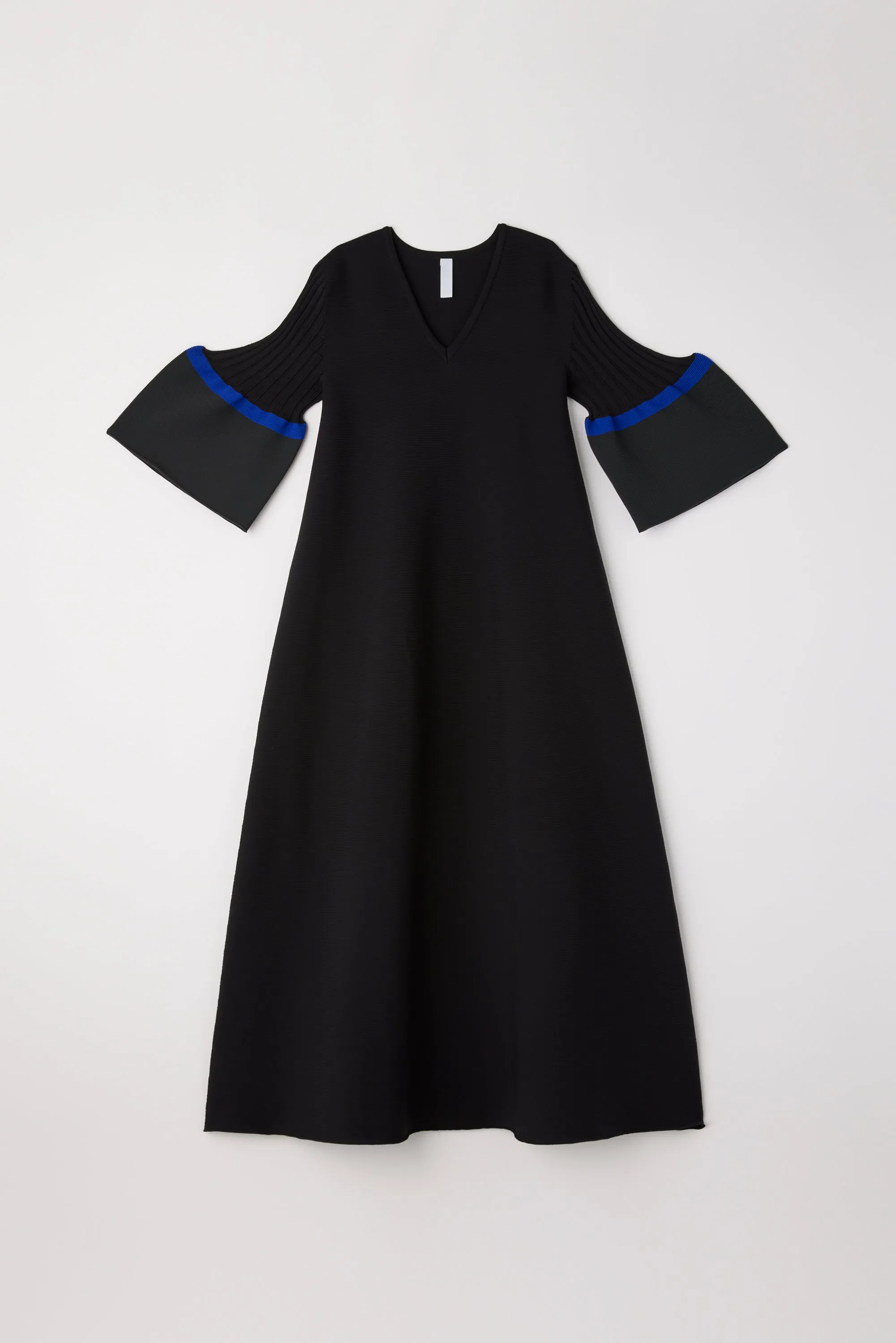 POTTERY SHORT BELL SLEEVE FLARE DRESS sold by CFCL Womens product image thumbnail 2