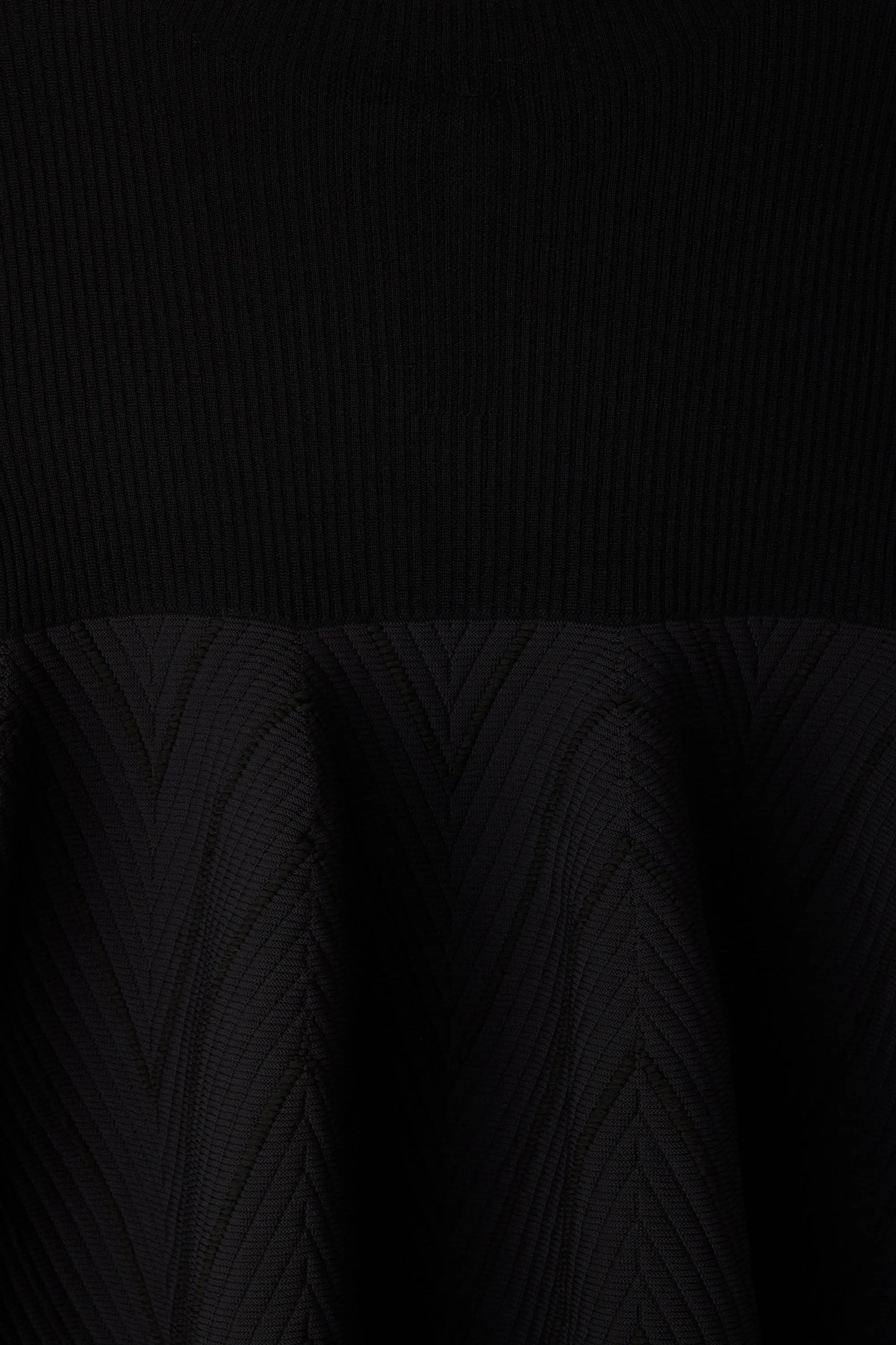 POTTERY HERRINGBONE LONG SLEEVE BUST FLARE TOP sold by CFCL Womens product image thumbnail 4