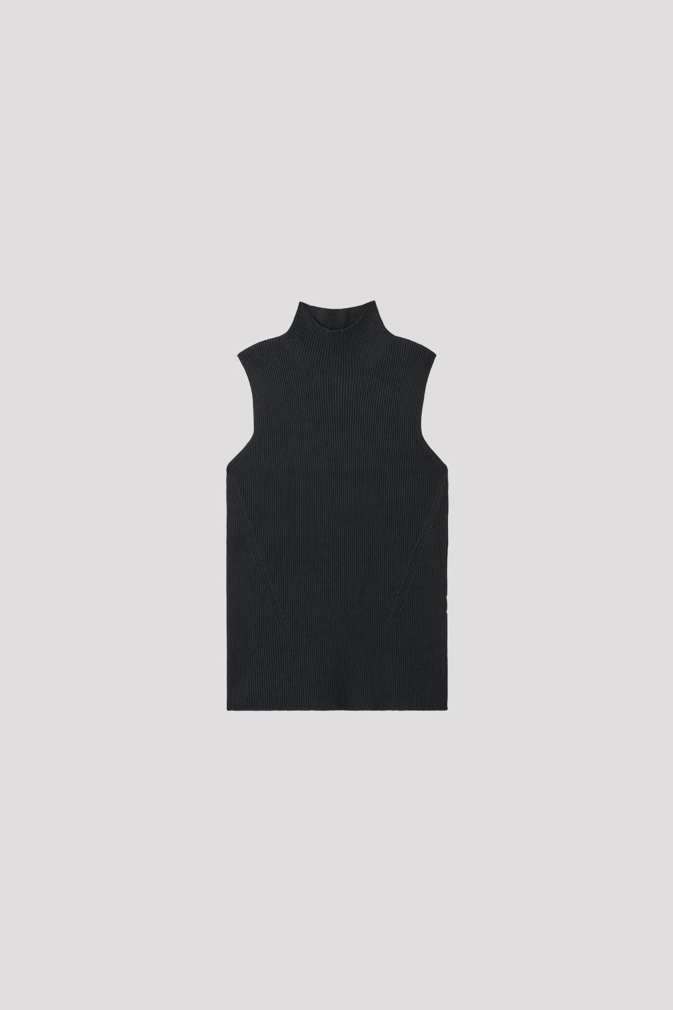 PORTRAIT SLEEVELESS TOP sold by CFCL Womens product image thumbnail 2