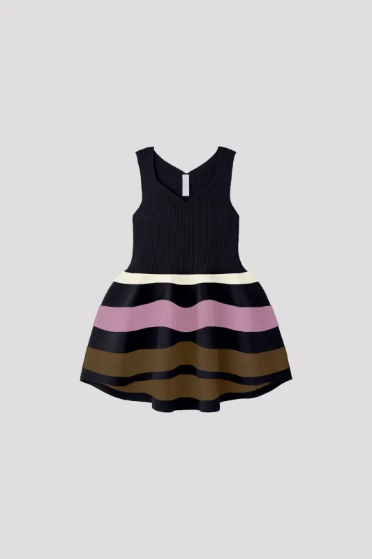 POTTERY SLEEVELESS TOP sold by CFCL Womens