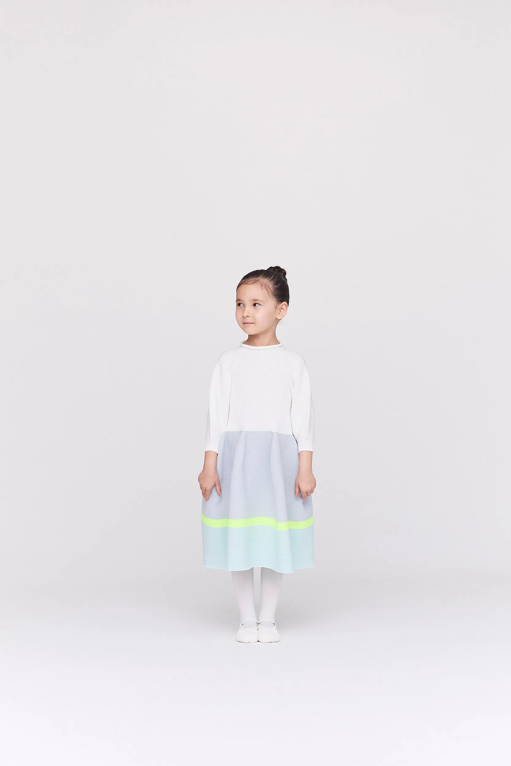 【VOL.11 1st delivery】POTTERY KID PUFF SLEEVE DRESS sold by CFCL Womens product image thumbnail 4