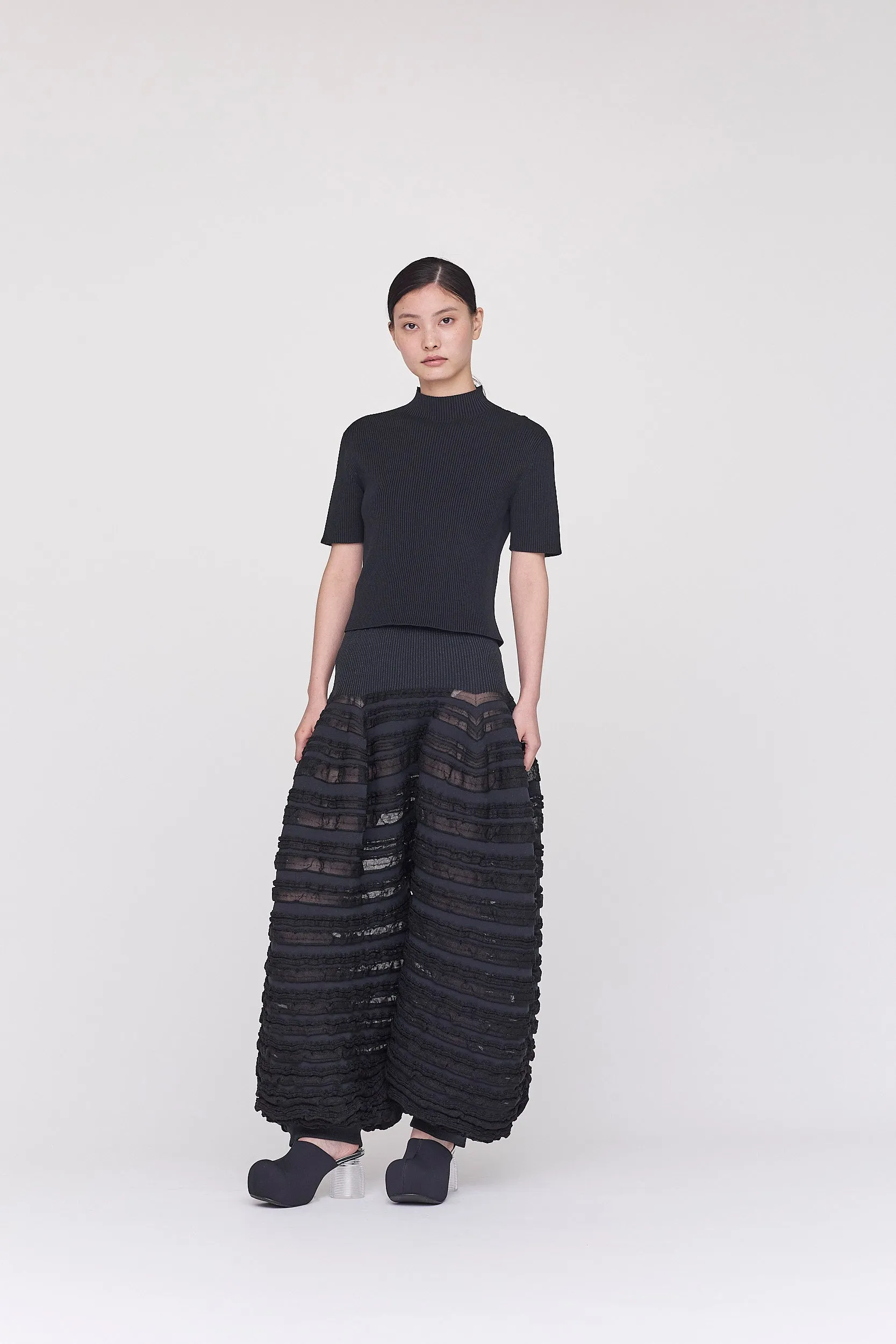 【VOL.11 1st delivery】POTTERY SWELL GLITTER BALLOON PANTS sold by CFCL Womens product image thumbnail 3