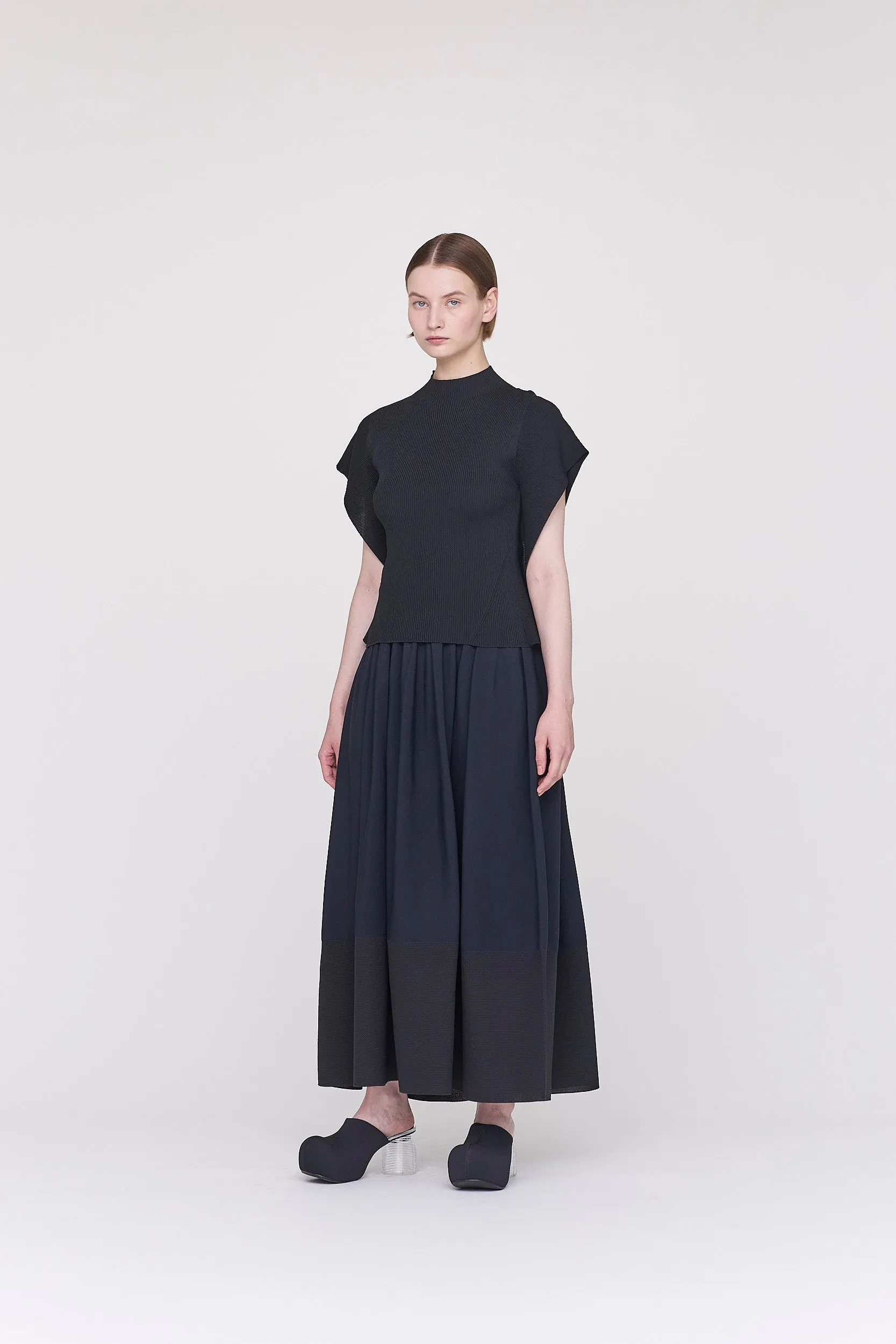 【VOL.11 1st delivery】RIVULET SKIRT sold by CFCL Womens product image thumbnail 3