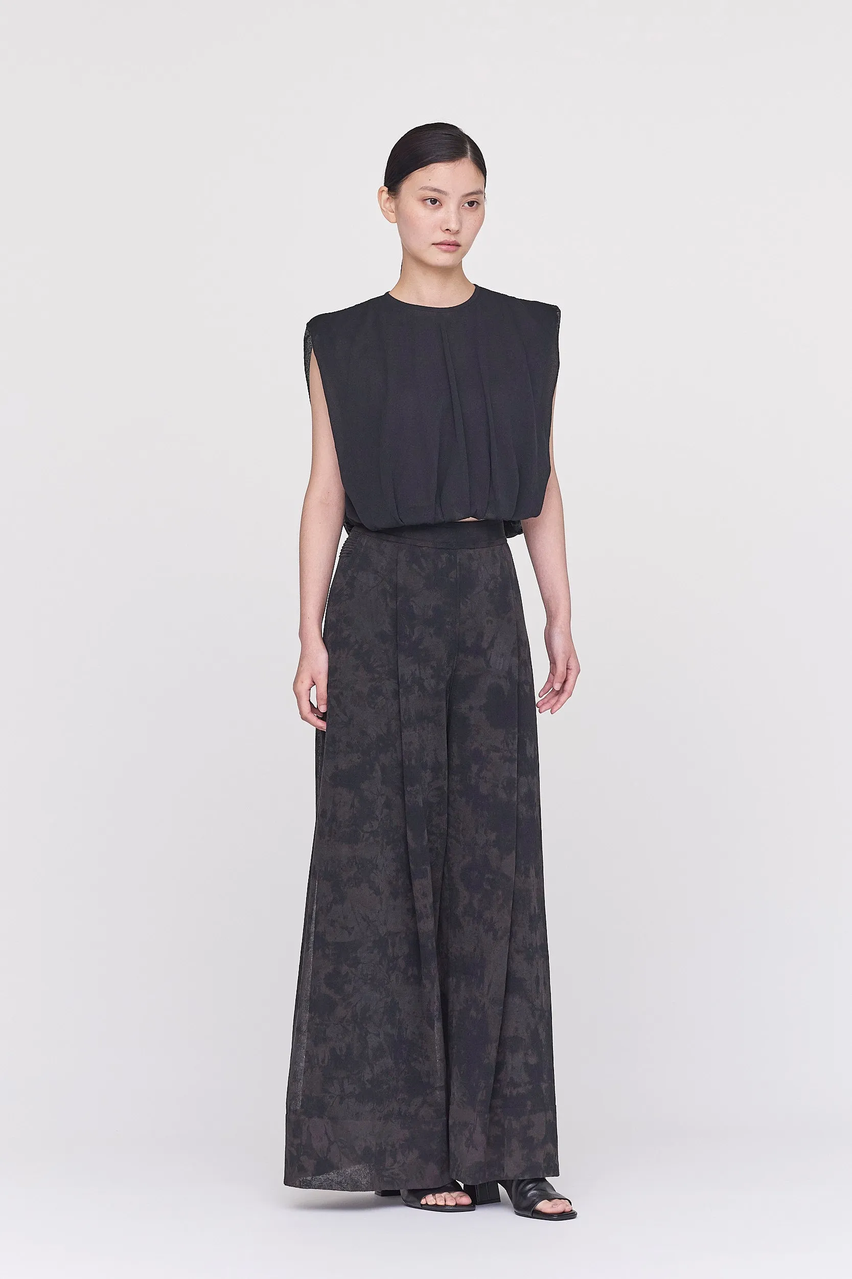 【VOL.11 2nd delivery】DYEING TC LUCENT SEMI WIDE PANTS sold by CFCL Womens product image thumbnail 3