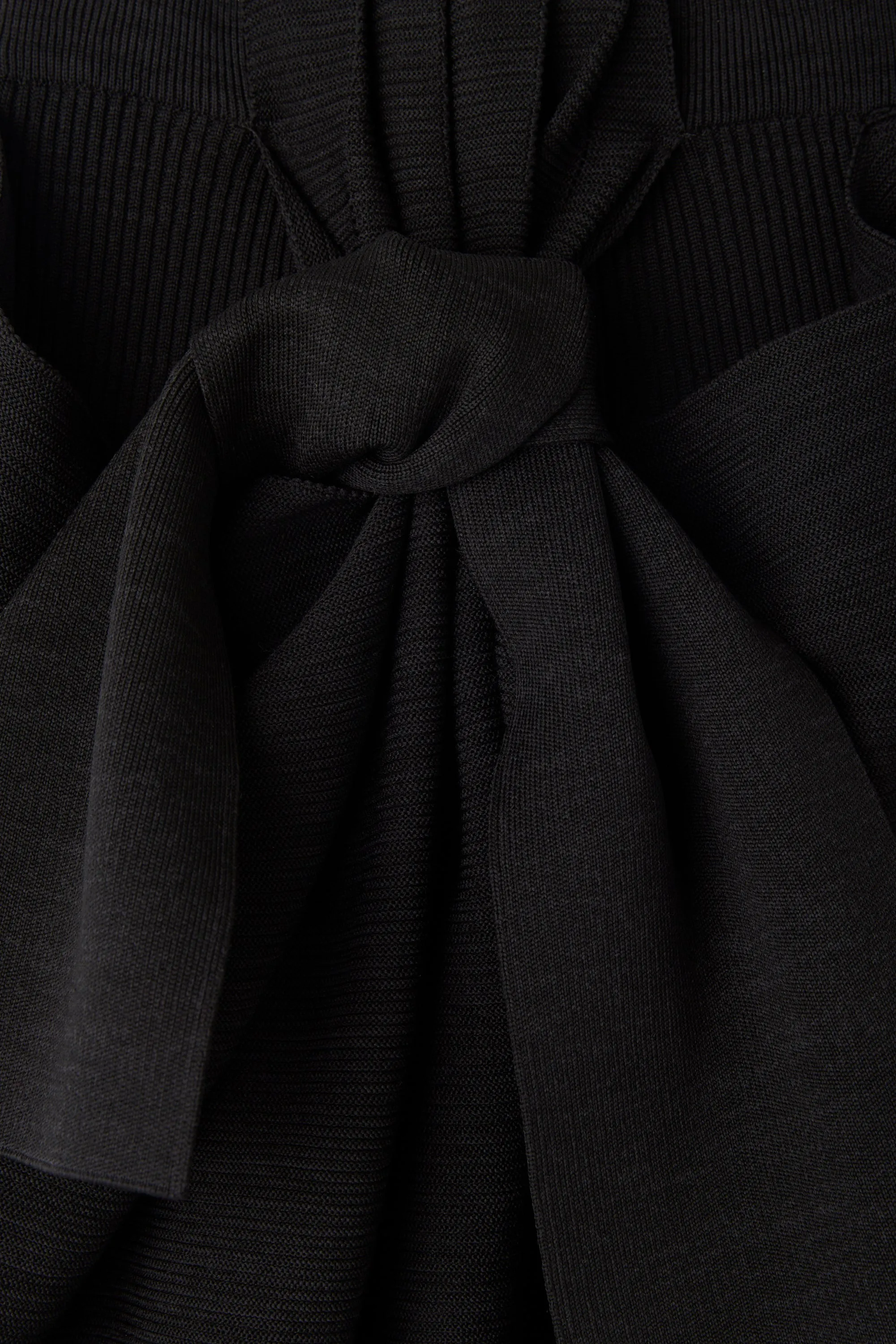 【2027年2月上旬頃配送】ASYMMETRIC OVERWRAPPED SYMMETRY OVERWRAPPED MINI SKIRT sold by CFCL Womens product image thumbnail 4