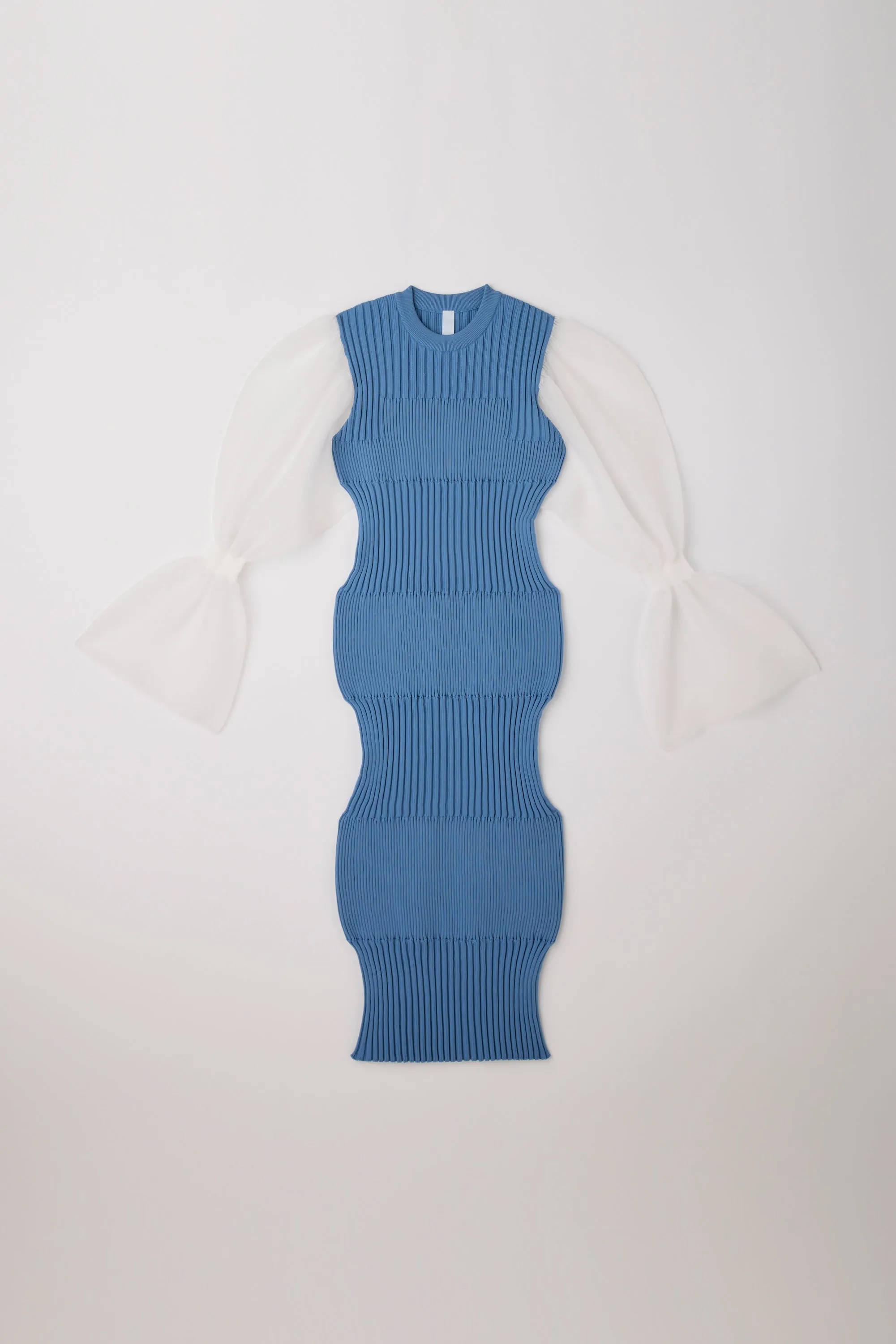 【2027年1月上旬頃配送】FLUTED LUCENT MARIE SLEEVE DRESS sold by CFCL Womens