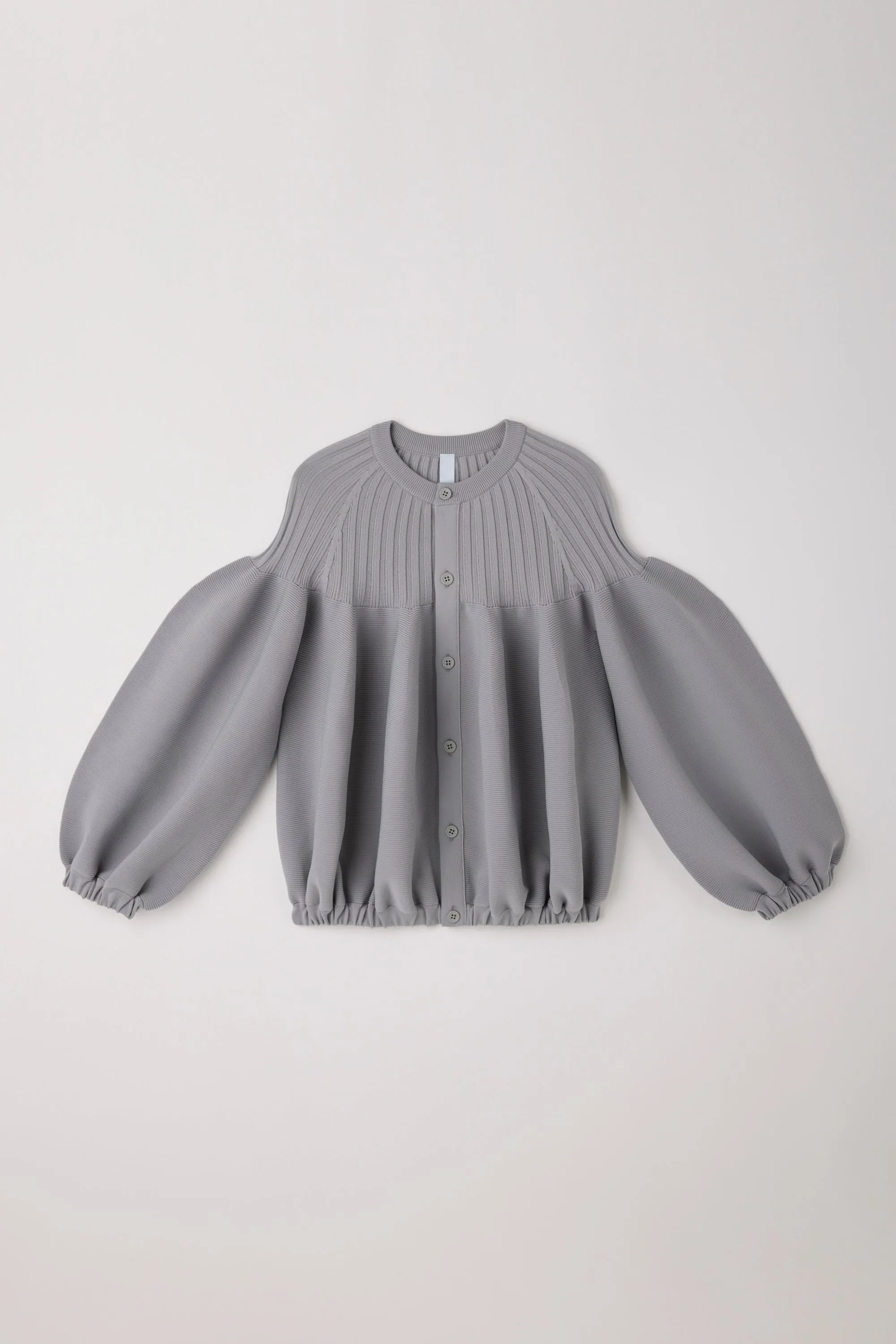 【2027年1月上旬頃配送】GATHERED POTTERY BALLOON CROPPED CARDIGAN sold by CFCL Womens product image thumbnail 2