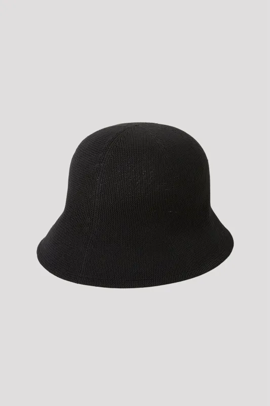 【2027年1月上旬頃配送】MESH KNIT ASYMMETRIC HAT made by CFCL Womens