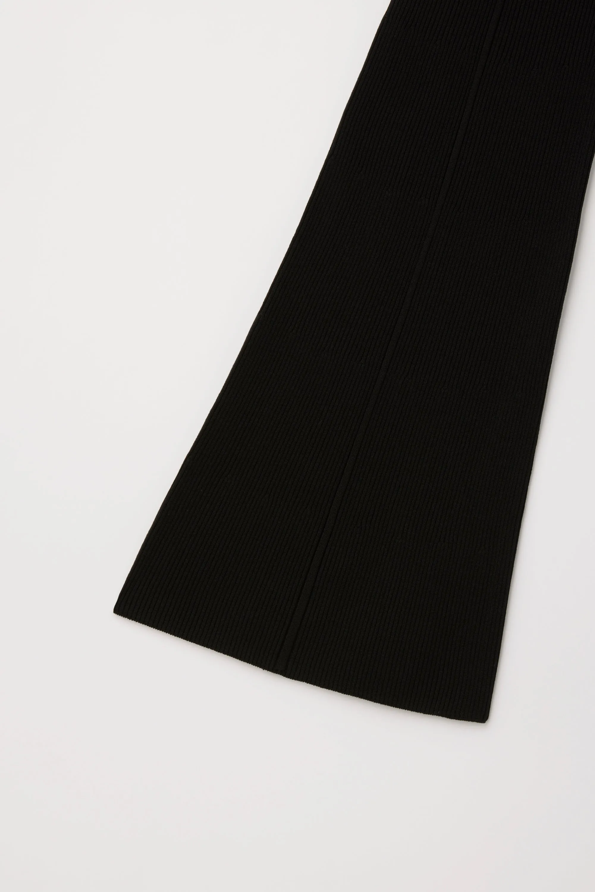 SOFT PORTRAIT TIGHT FLARE PANTS sold by CFCL Womens product image thumbnail 3