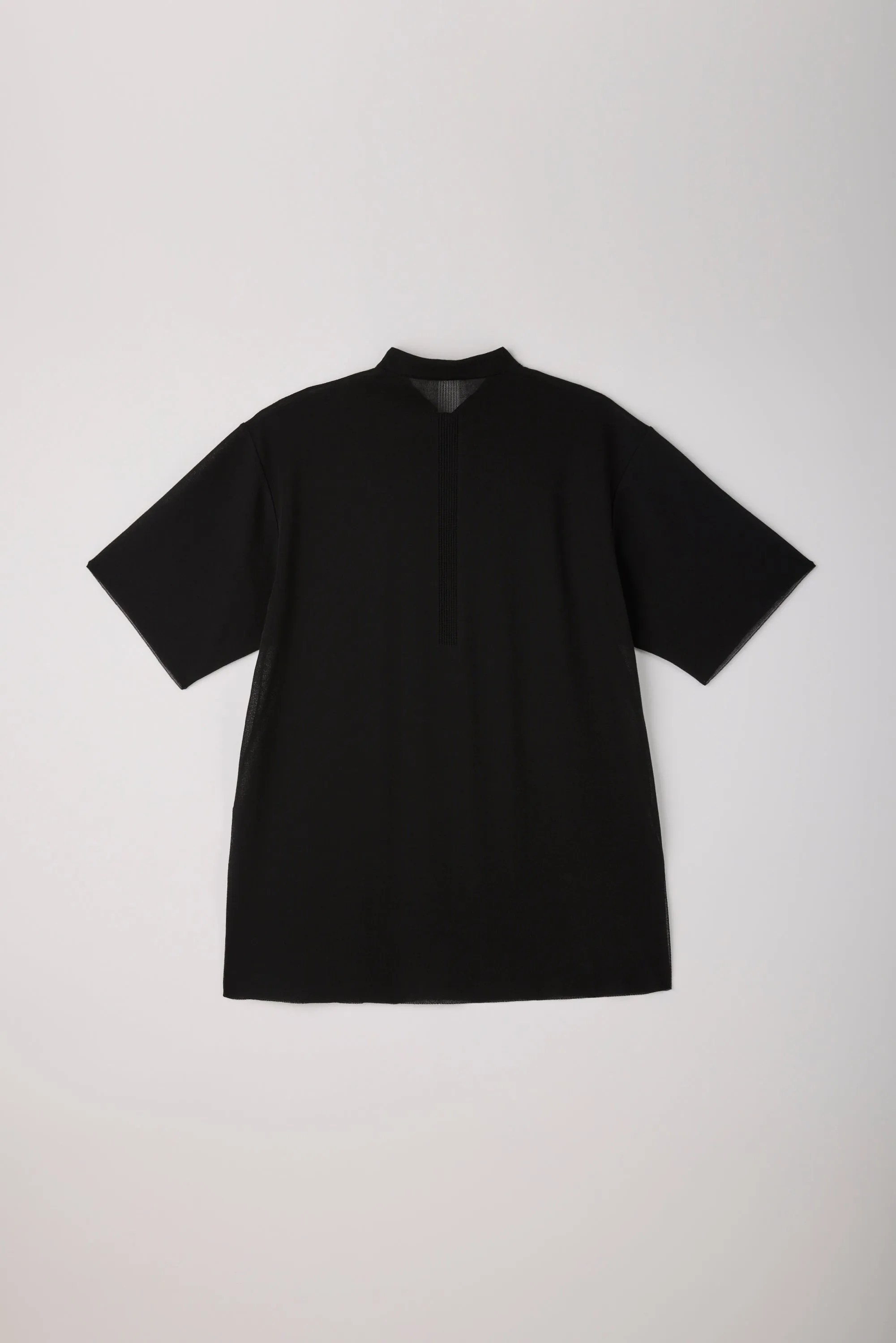 【2027年3月上旬頃配送】TC MILAN WRAP FRONT SHORT SLEEVE PULLOVER SHIRT sold by CFCL Womens product image thumbnail 3