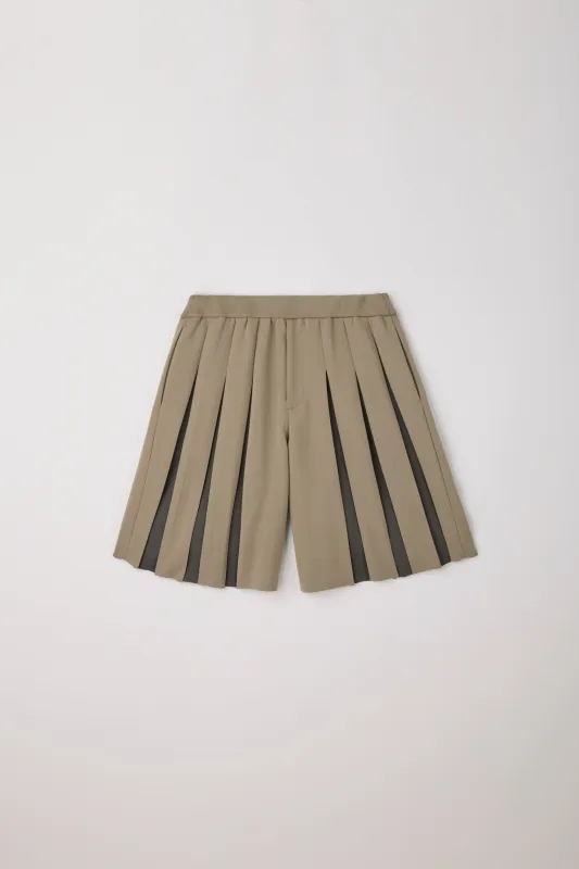 【2027年1月上旬頃配送】WEDGED HALF PANTS made by CFCL Womens