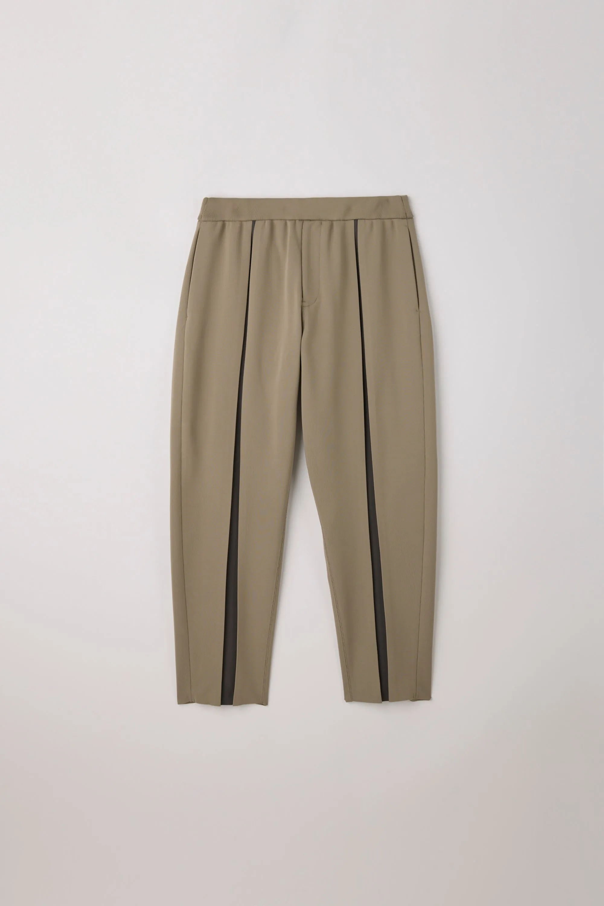 【2027年1月上旬頃配送】WEDGED TAPERED PANTS sold by CFCL Womens