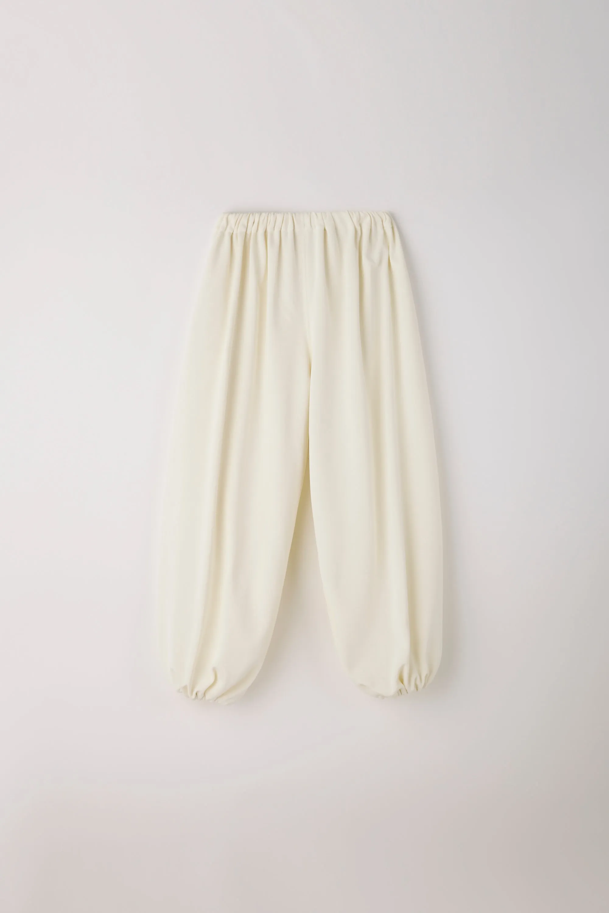 【2027年2月上旬頃配送】SOFT MILAN BALLOON PANTS sold by CFCL Womens product image thumbnail 2