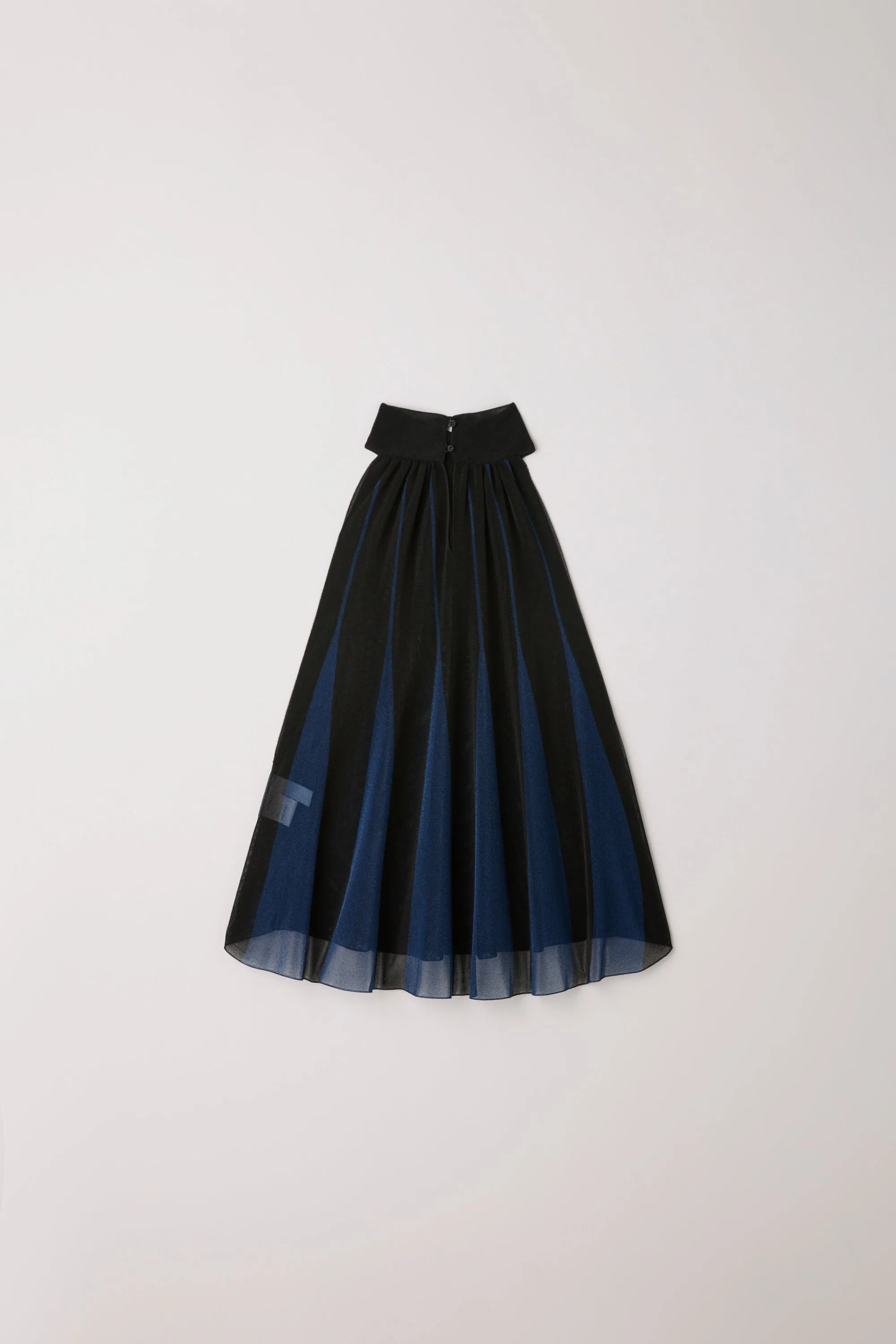 【2027年3月上旬頃配送】CONIC LUCENT SLEEVELESS TOP sold by CFCL Womens product image thumbnail 3