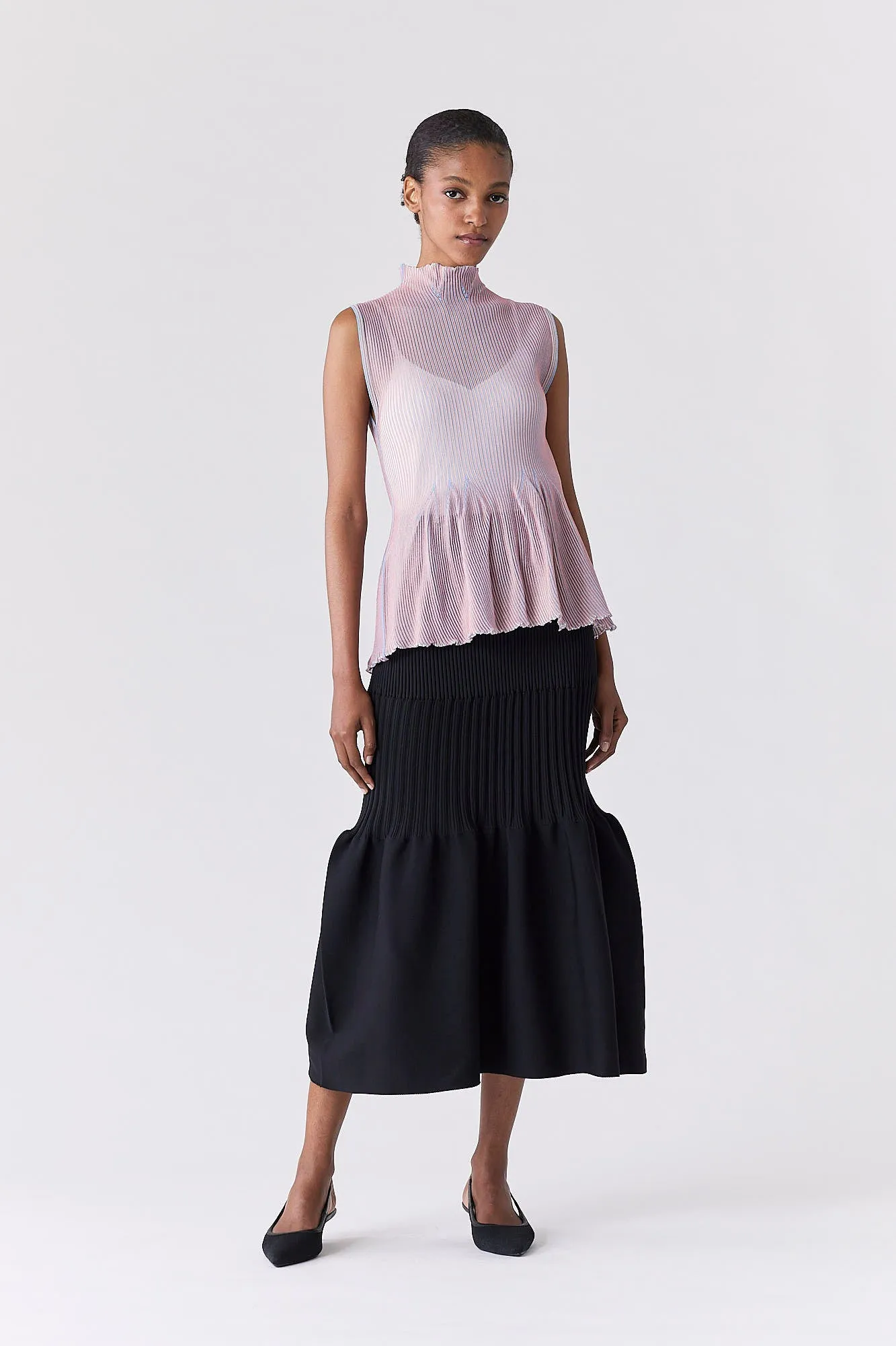 【2027年3月上旬頃配送】HYPHA LUCENT SLEEVELESS TOP sold by CFCL Womens product image thumbnail 5