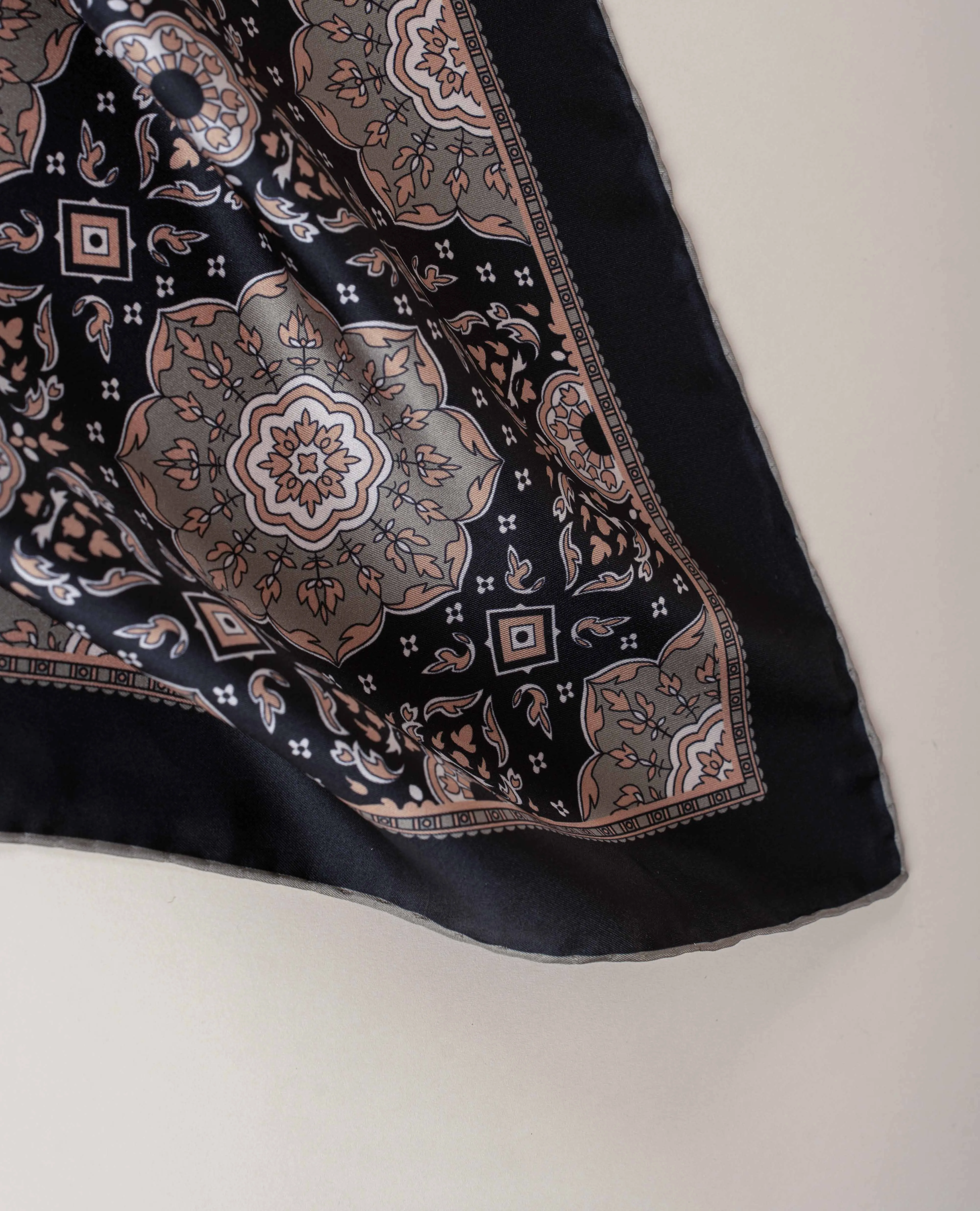 Bandana Twill Silk - Black sold by Paolo Albizzati product image thumbnail 5