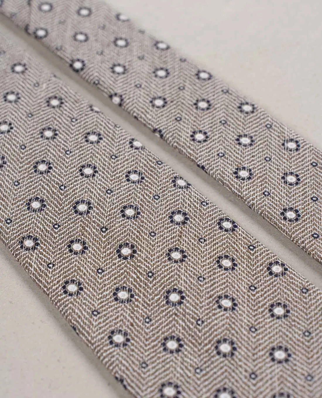 Micro Medallion Silk Blend Woven Tie - Beige sold by Paolo Albizzati product image thumbnail 5
