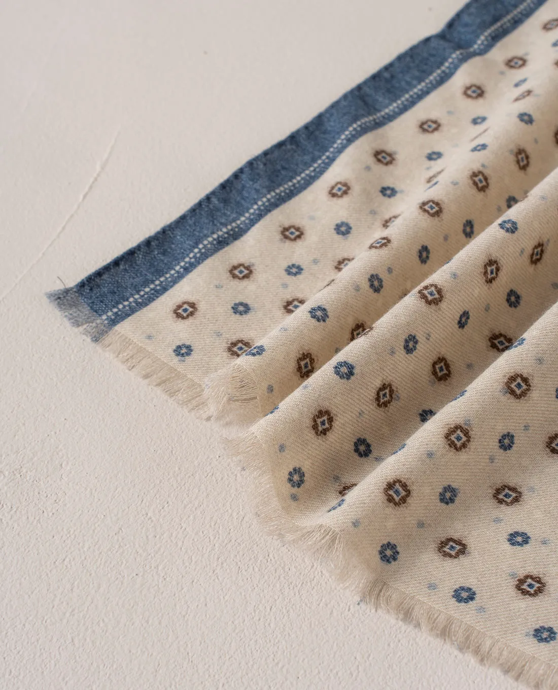 Wool Printed Scarf - Off-White Medallion Motif sold by Paolo Albizzati product image thumbnail 3