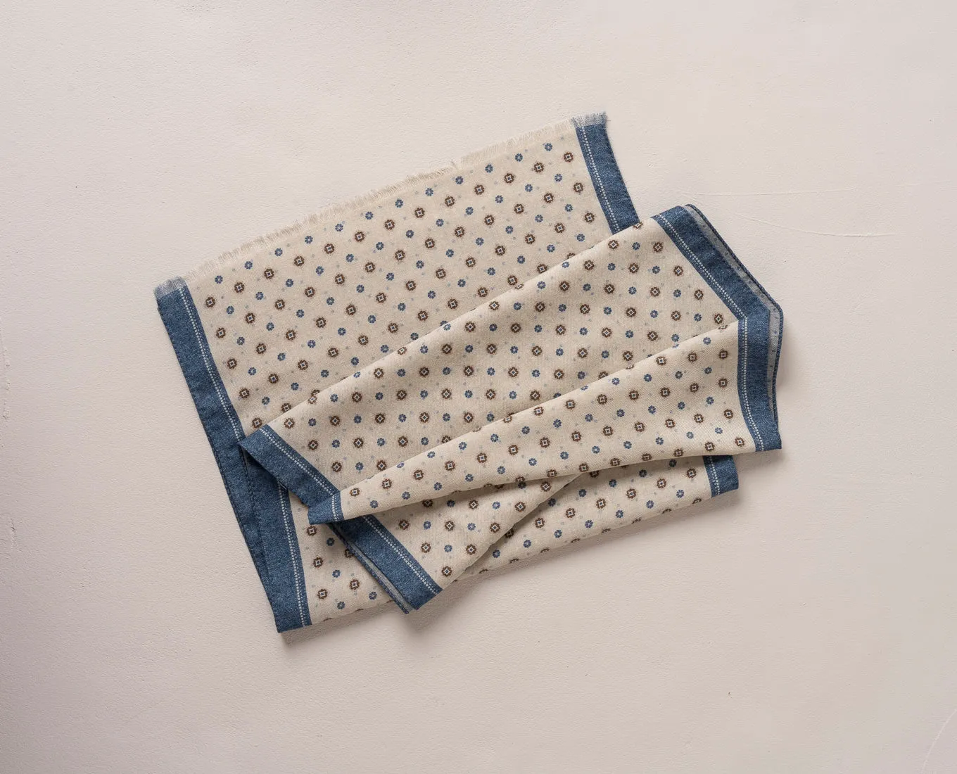 Wool Printed Scarf - Off-White Medallion Motif sold by Paolo Albizzati product image thumbnail 5