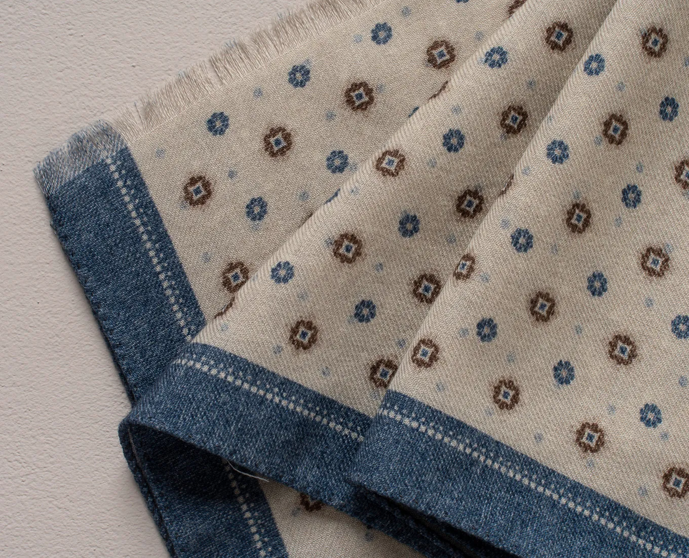 Wool Printed Scarf - Off-White Medallion Motif sold by Paolo Albizzati product image thumbnail 2