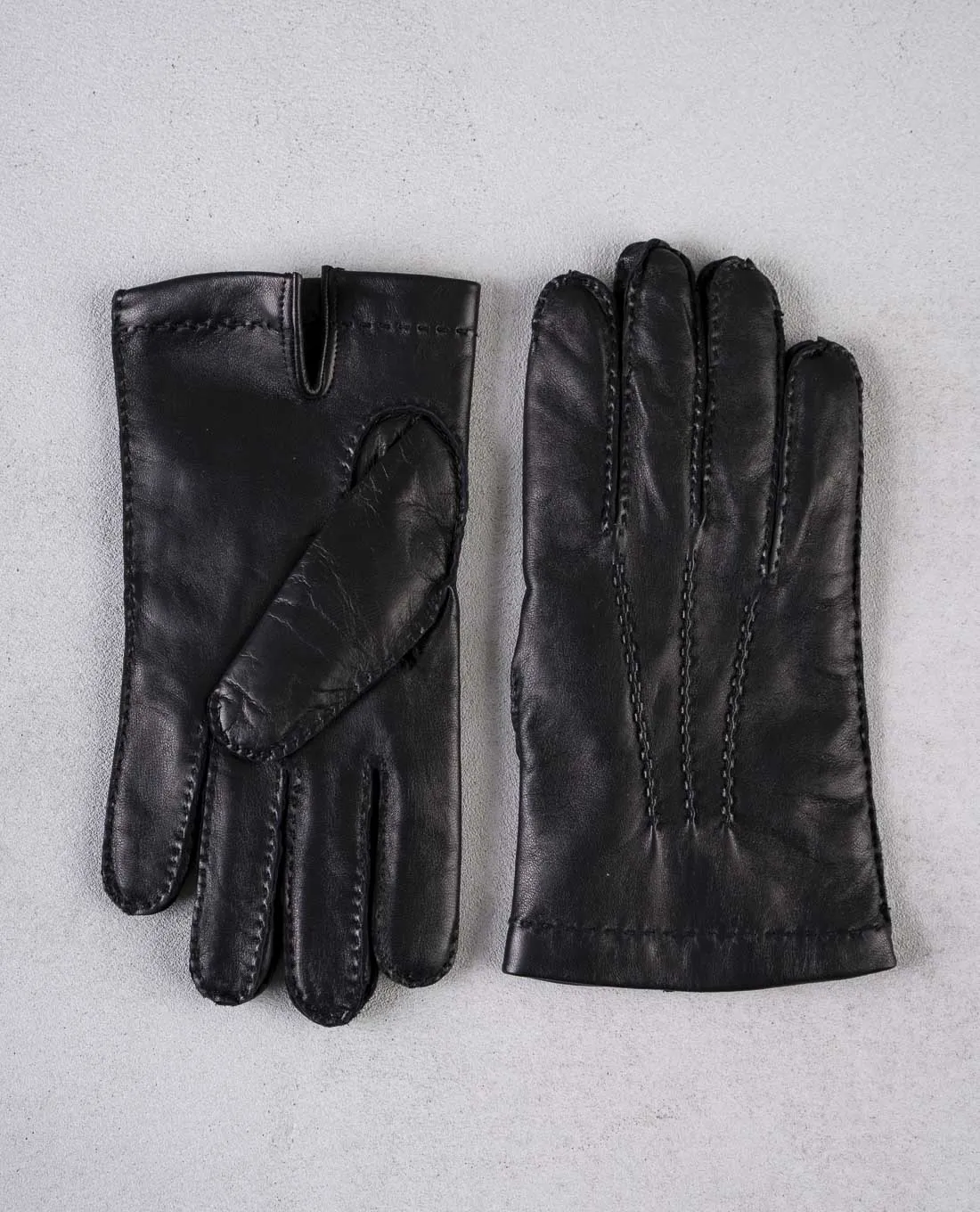 Handmade Lambskin Leather Gloves with Cashmere Lining - Black sold by Paolo Albizzati