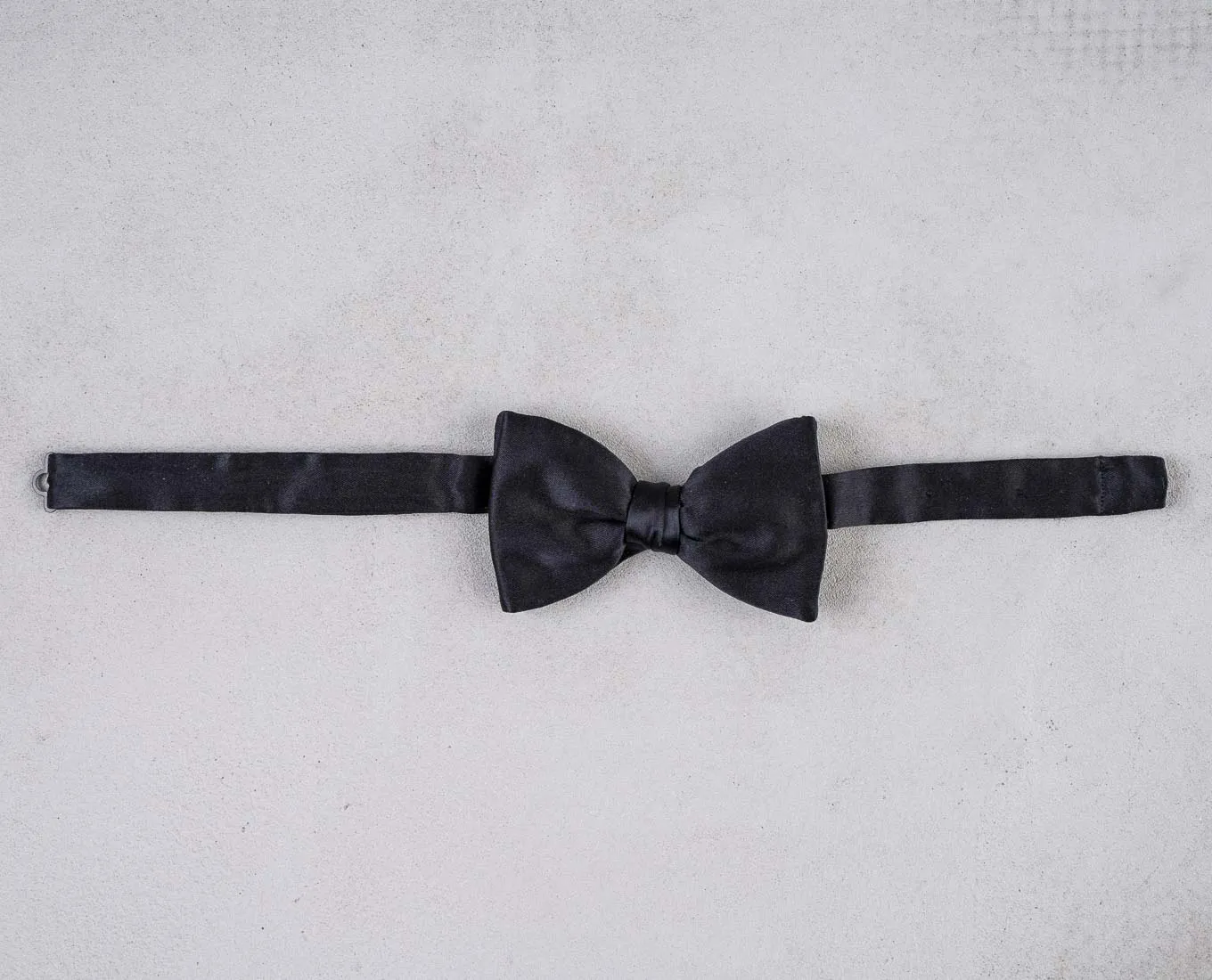Original Tailored 7 cm Pre-tied Bow Tie - Black Silk Satin sold by Paolo Albizzati product image thumbnail 4