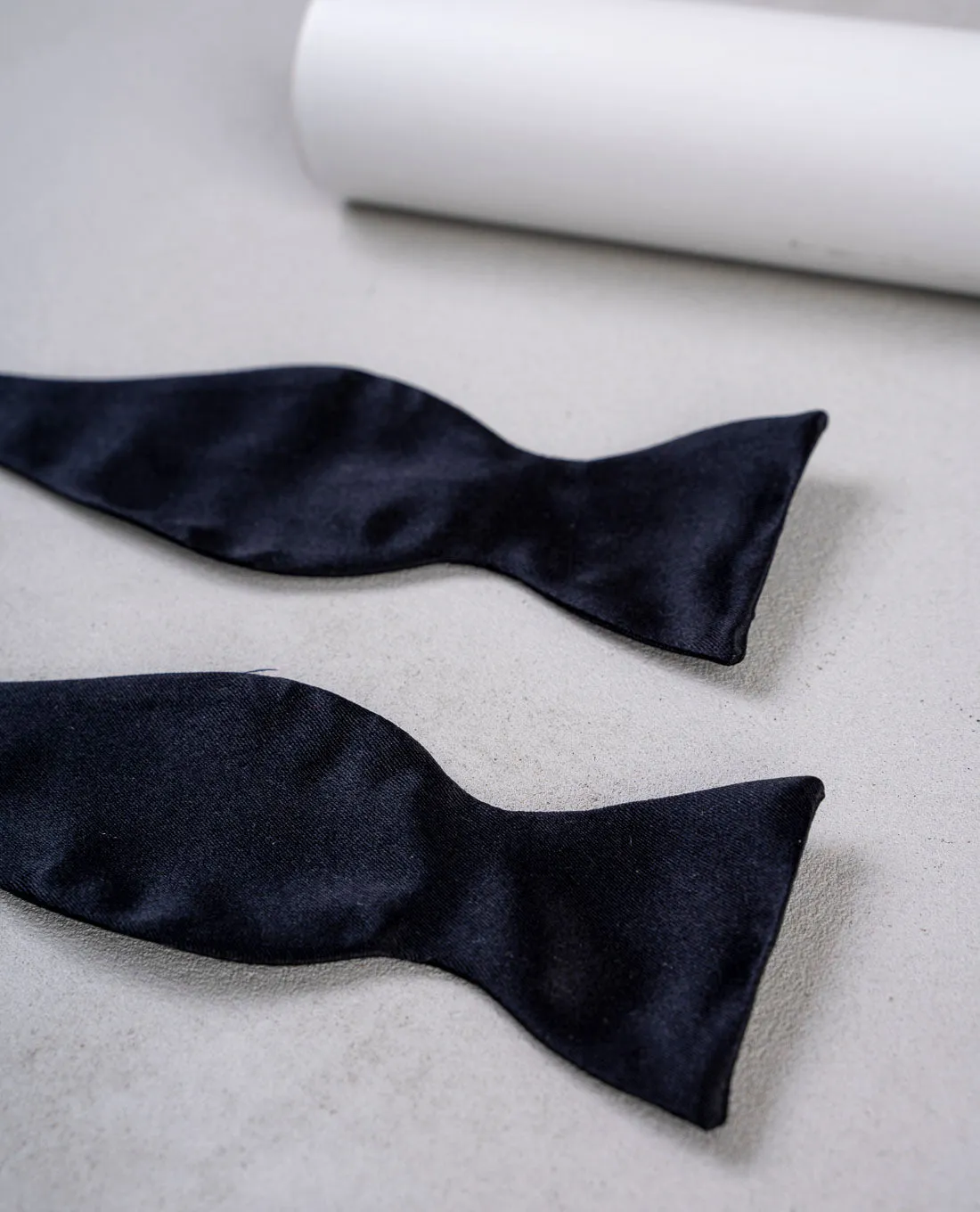 Large 7 cm Self-Tie Bow Tie - Black Silk Satin sold by Paolo Albizzati