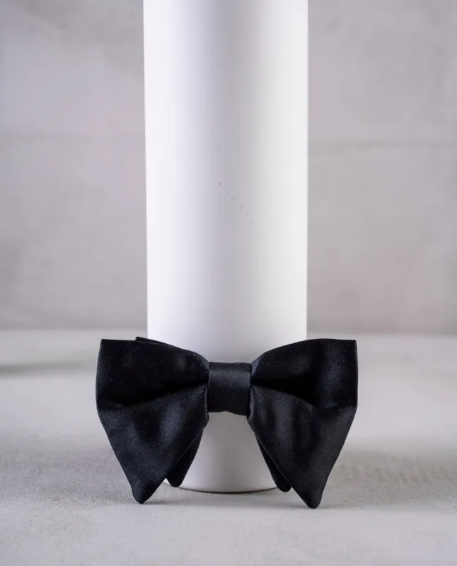 Large 8 cm Pre-Tied Bow Tie - Black Silk Satin sold by Paolo Albizzati