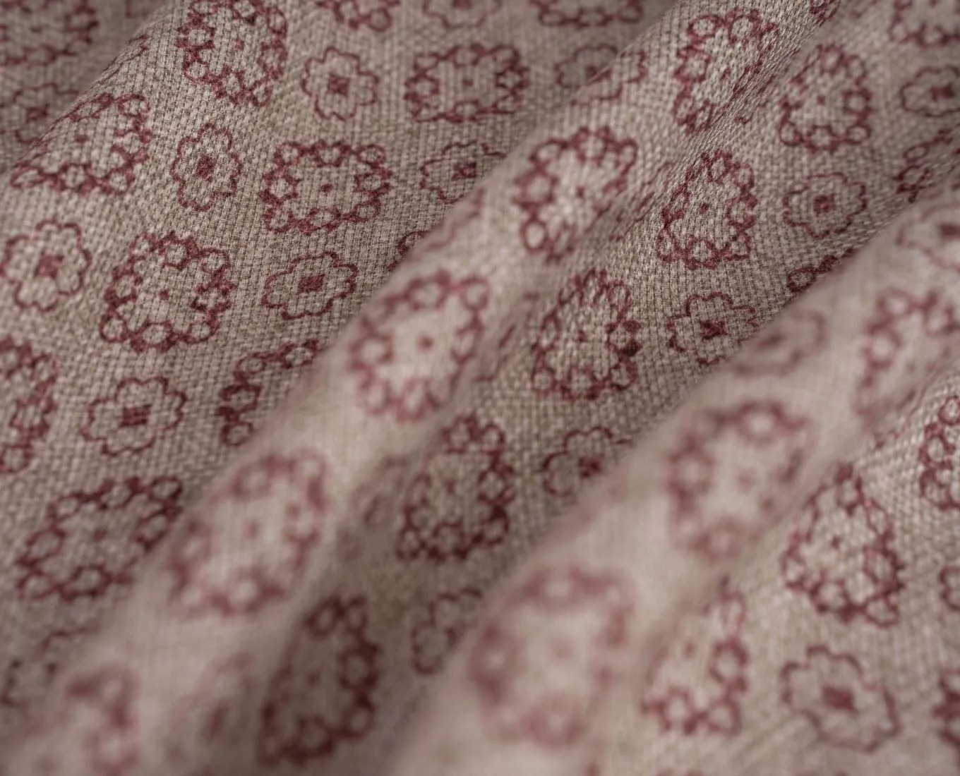 Linen and Cotton Pocket Square - Beige Floral sold by Paolo Albizzati product image thumbnail 2