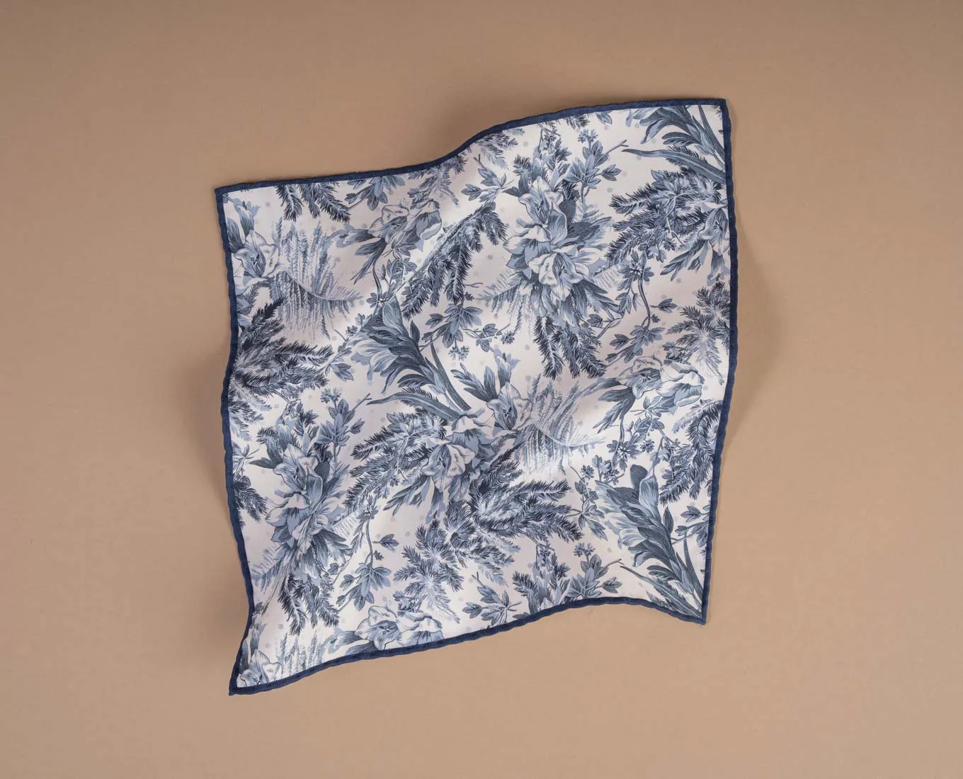 Reversible Silk Cotton Pocket Square - Navy Blue and White Floral Print sold by Paolo Albizzati product image thumbnail 3