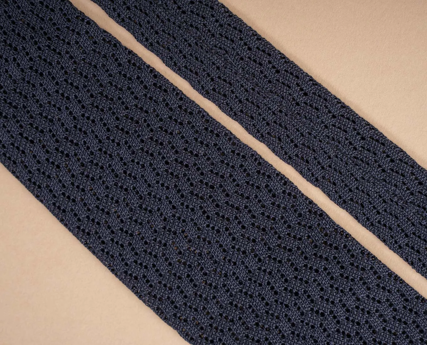 Pointed Knitted Silk Tie - Navy Blue Solid sold by Paolo Albizzati product image thumbnail 5
