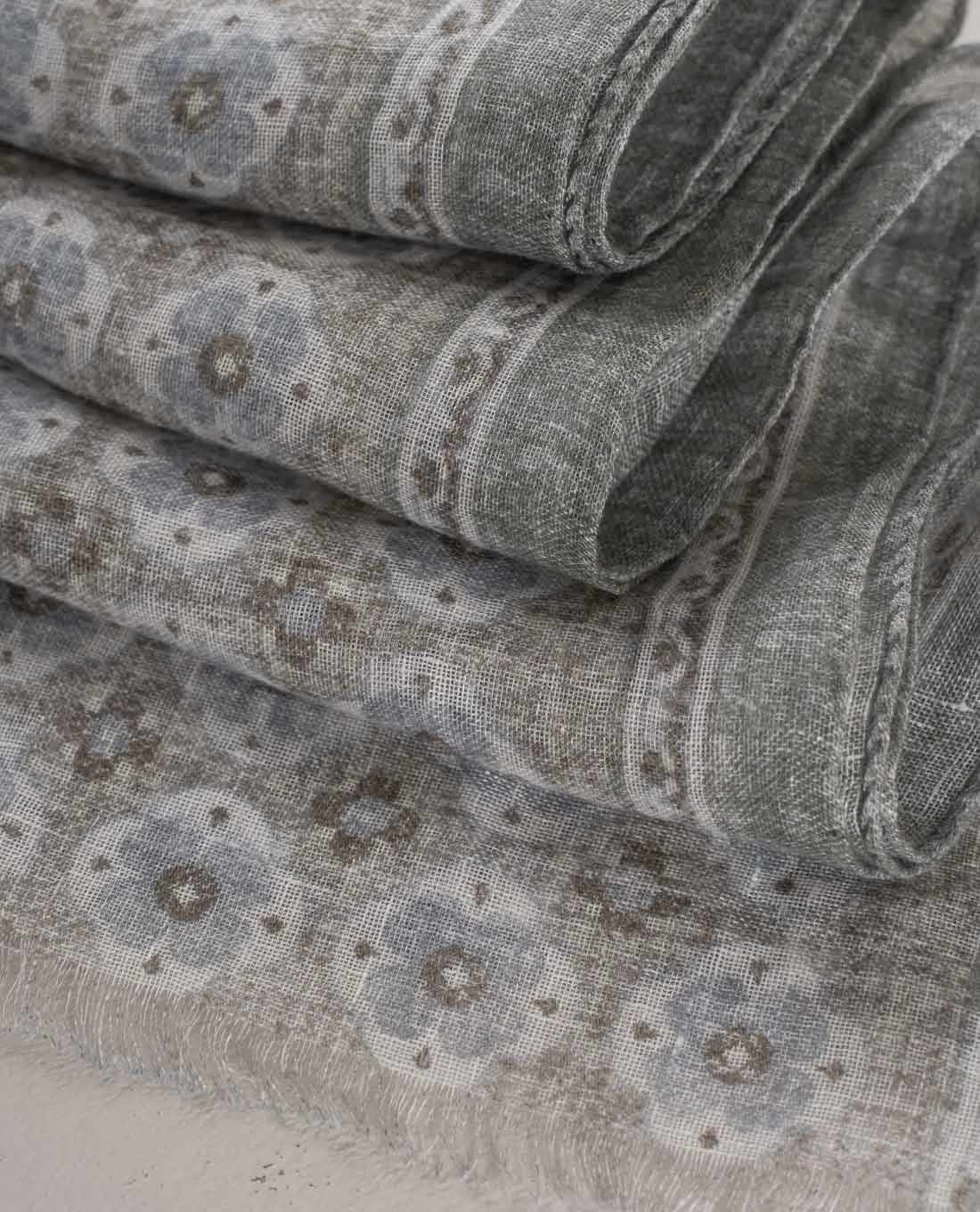 Linen Scarf - Beige Medallion Print sold by Paolo Albizzati product image thumbnail 3