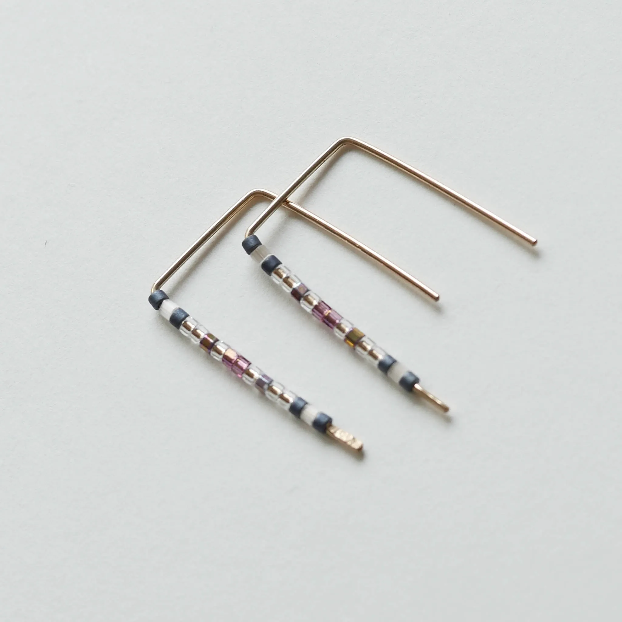 Ulrika - 14 KT Gold Bar Studs sold by Daldanea
